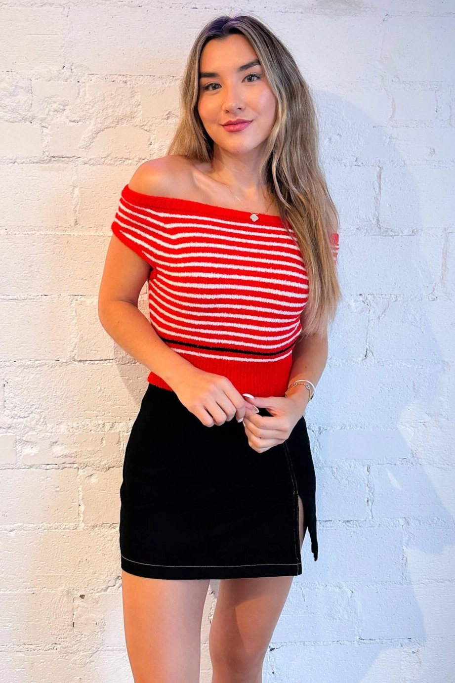 Emilee Stripe Cropped Sweater Top On-The-Go