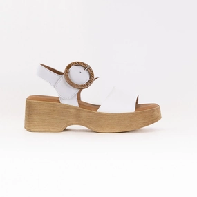 Comfortable Yet Stylish Gabor 64.520 Sandal (Women's) - Latte