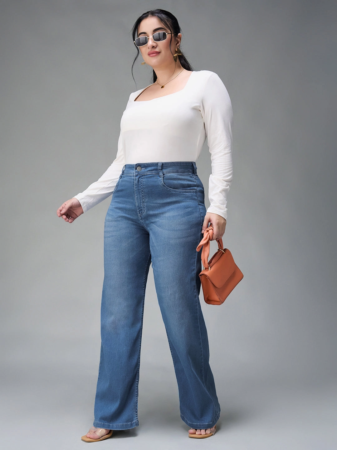 Flexible Style 24/7 Comfort Light Blue Wide-Leg Mid-Rise Denim Jeans