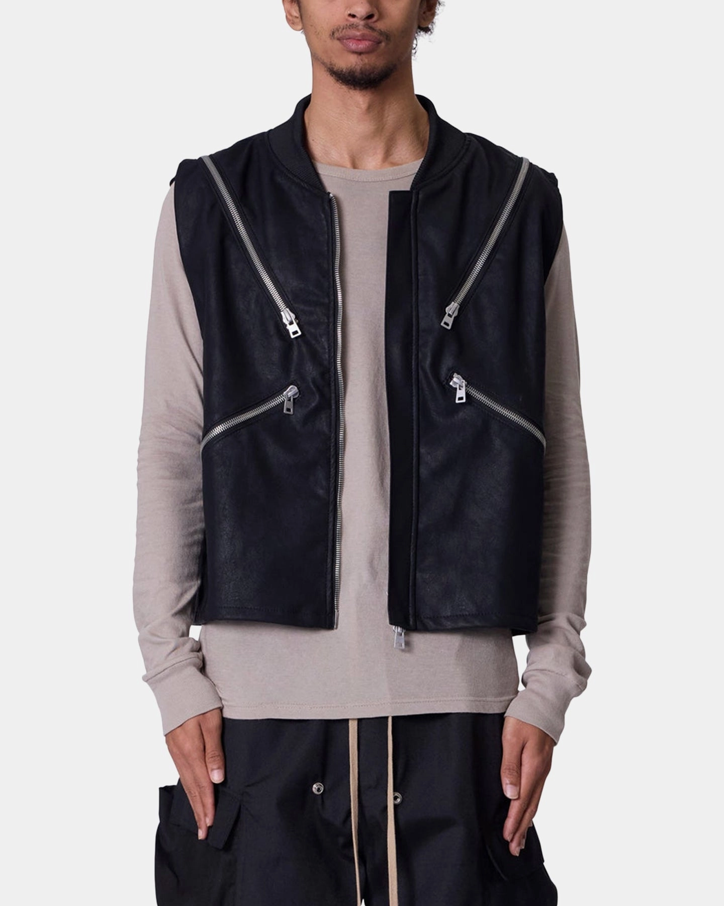 RelaxedFit Reflective Safety Trim MNML Zip Lock Vest Black