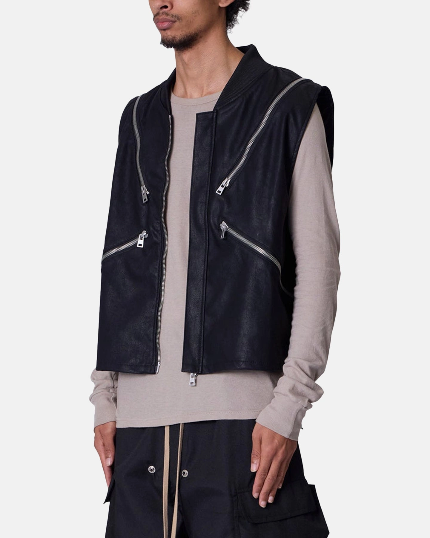 ConvertibleStyle EcoFriendlyDye MNML Zip Lock Vest Black