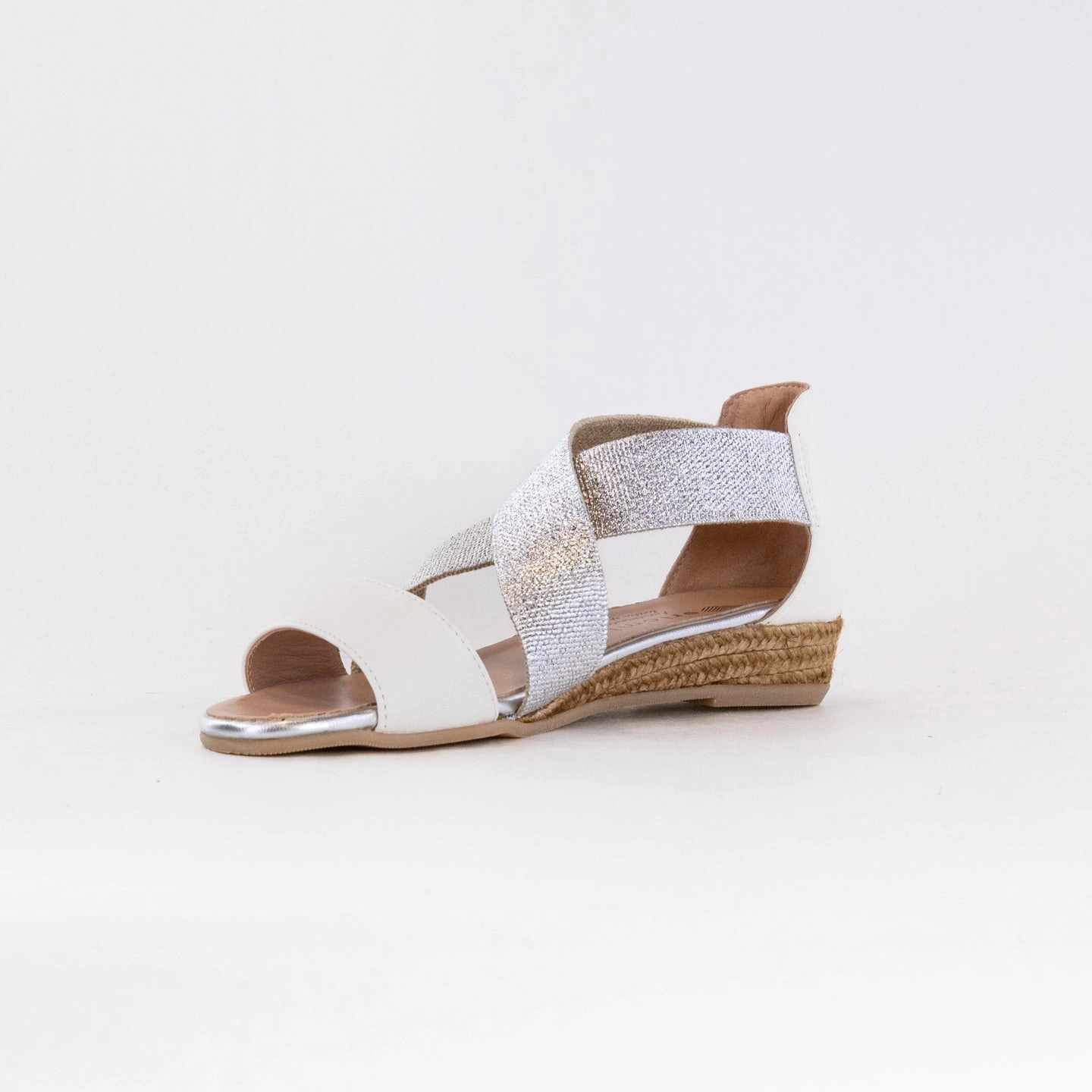 Eric Michael Mia Sandal (Women's) - White Insole Cushion Recyclable Packaging
