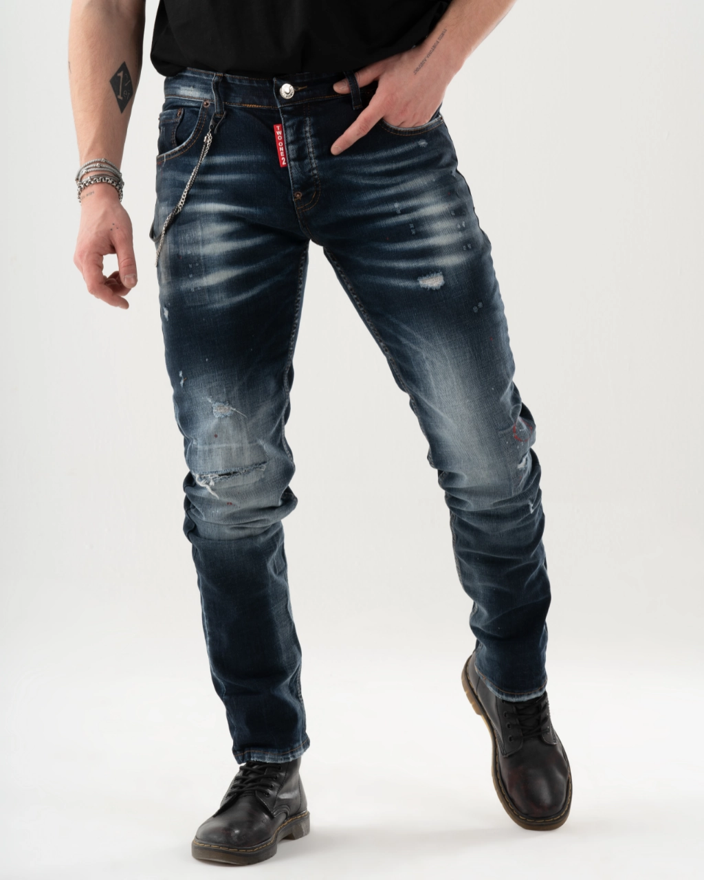 LIGHTNING Versatile Waist Design