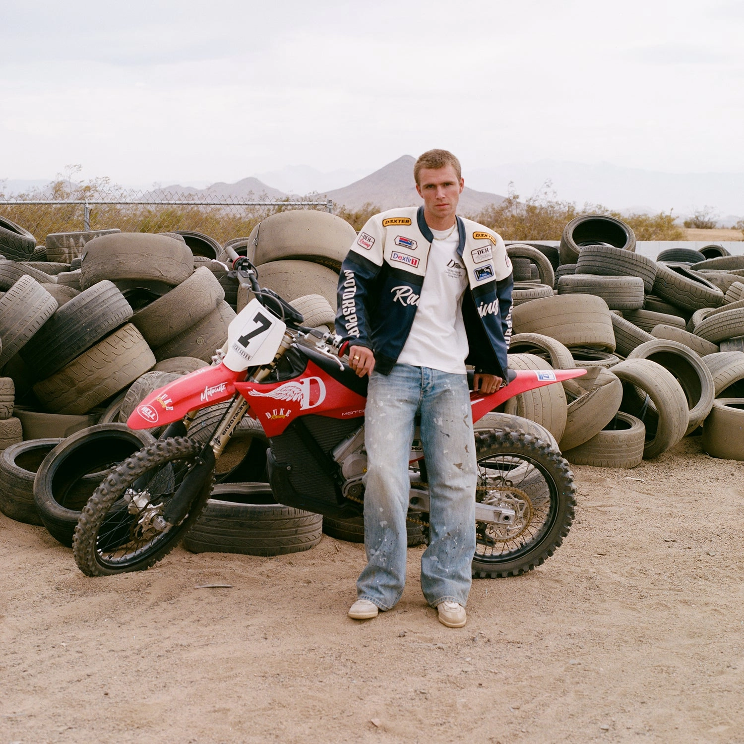 DR3 Moto Racing Jacket Relaxed Fit Silhouette Foldable Collar