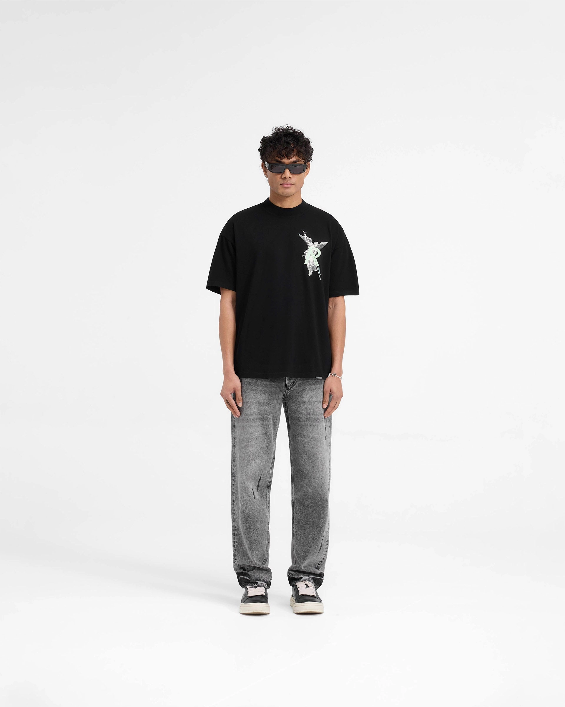 Abstract mystery Archangel Initial T-Shirt - Jet Black