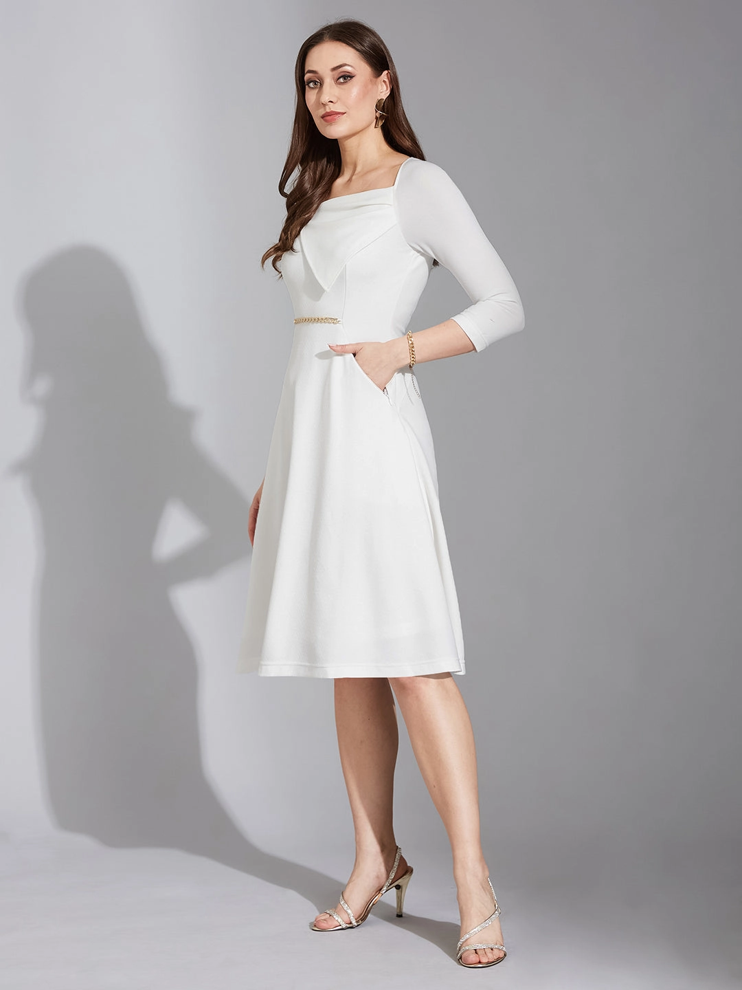 Women's Off White Solid Square Neck Raglan Sleeves Side Pocketed Fit and Flare Knee-Length Dress Timeless Shape Trendy summer outfit