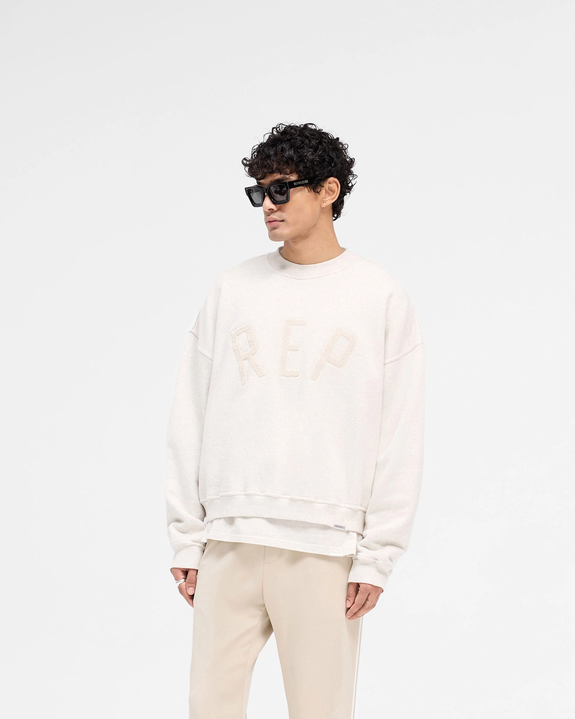Rep Applique Sweater - Cream Marl Gentle Tone