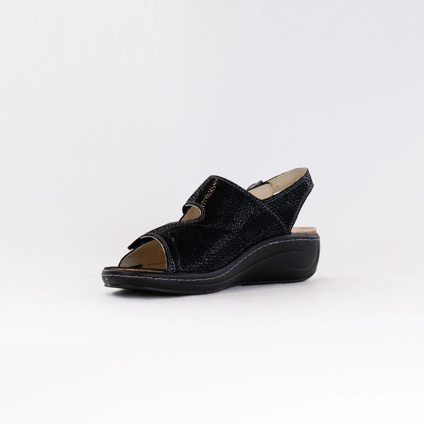 Fidelio Vienna Sandal (Women's) - Black Float Leisure Life