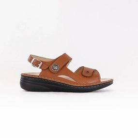 perforated Finn Comfort Barbuda (Women's) - Saddle