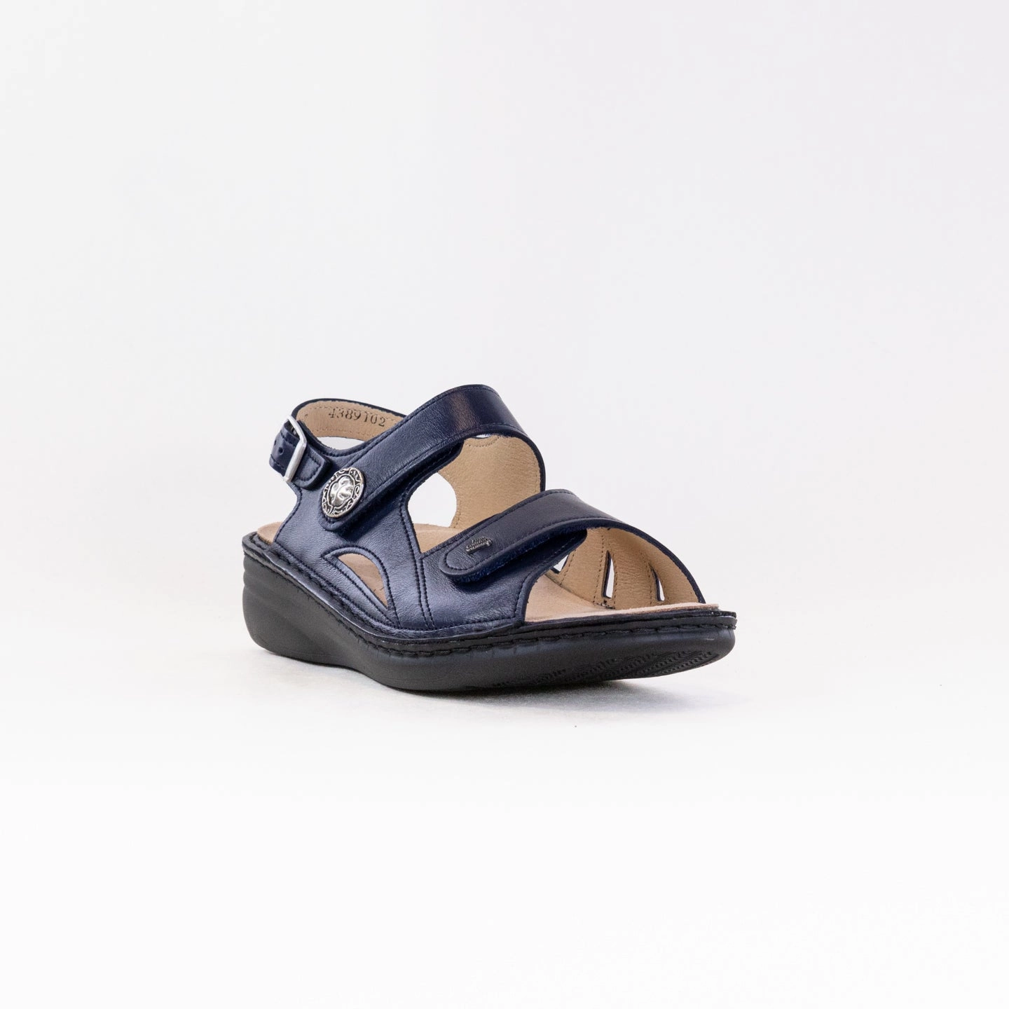 Stylish Adventure Footwear Finn Comfort Barbuda (Women's) - Yuka Blue