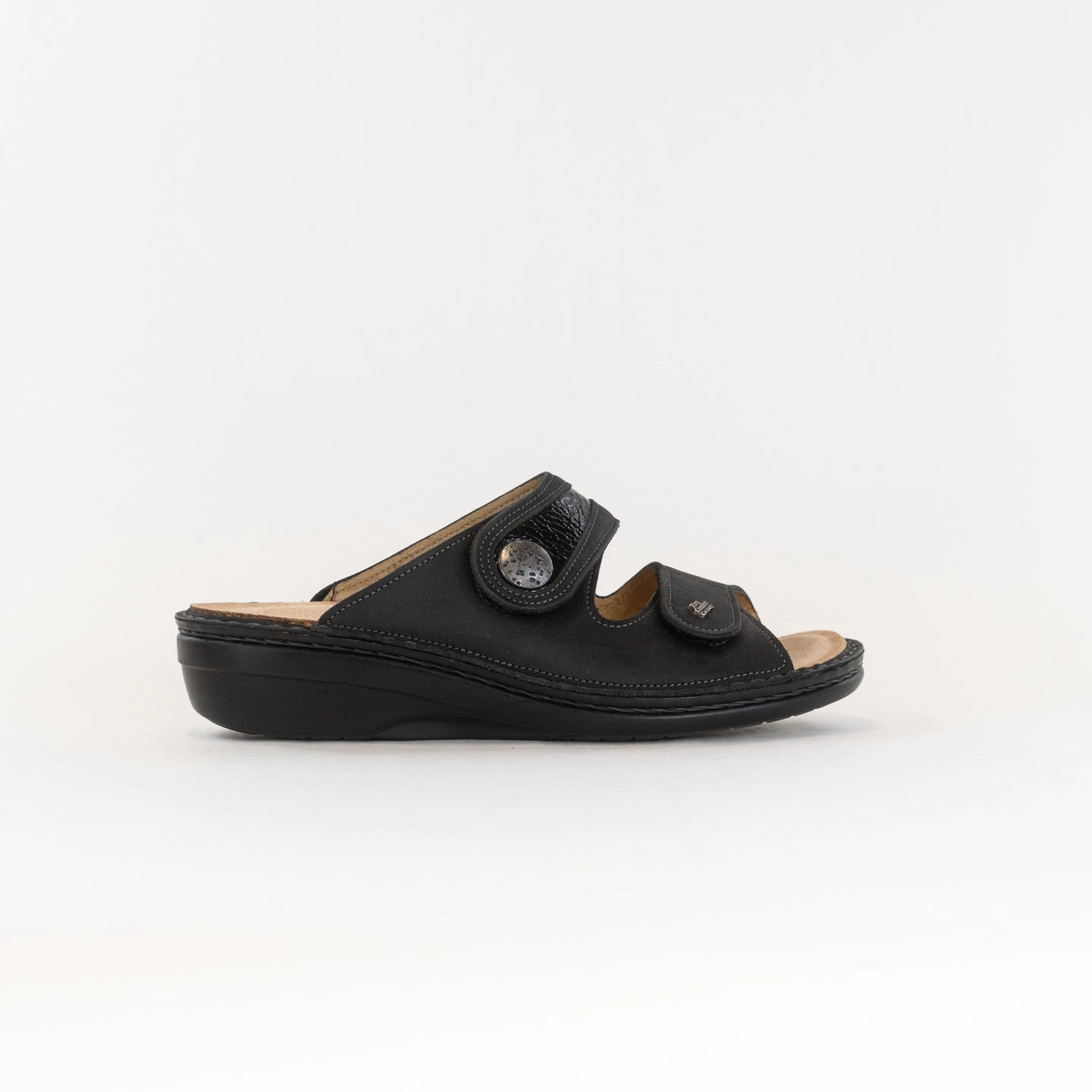 Finn Comfort Mira (Women's) - Black Ergonomic Toe Post Design Closed Cell Foam