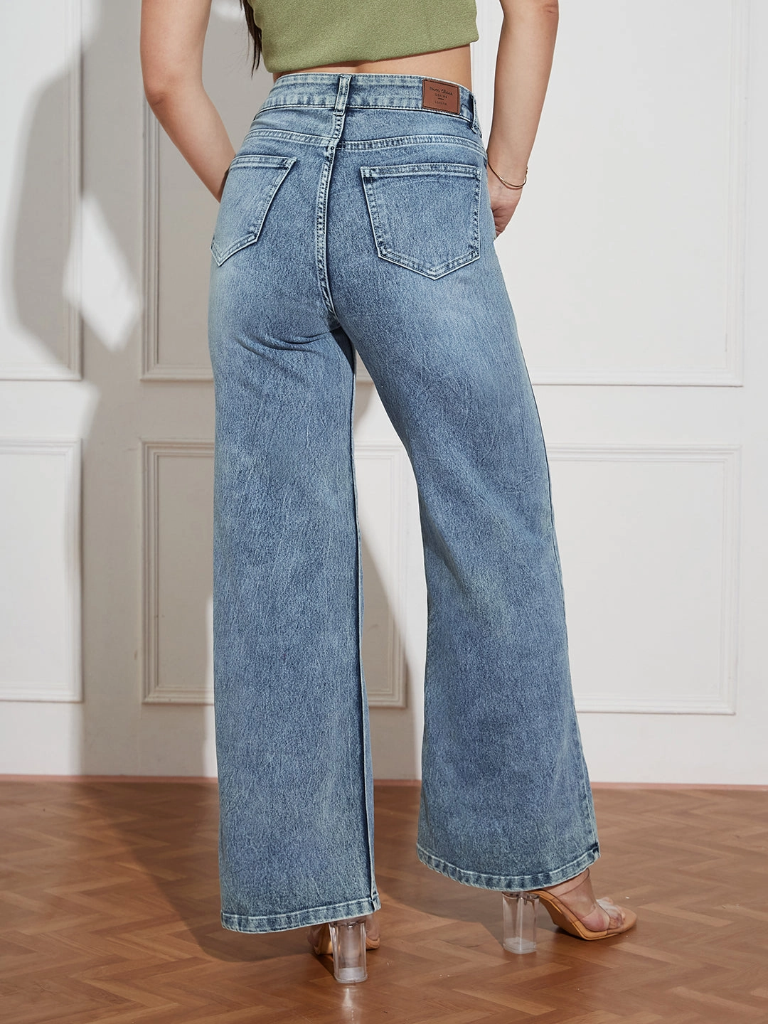 CHASEshape? Women's Light Blue High Rise Clean Look Regular-Length Stretchable Denim Wide Leg Shaping Jeans On The Go Athlete Fit Modern Autumn Days