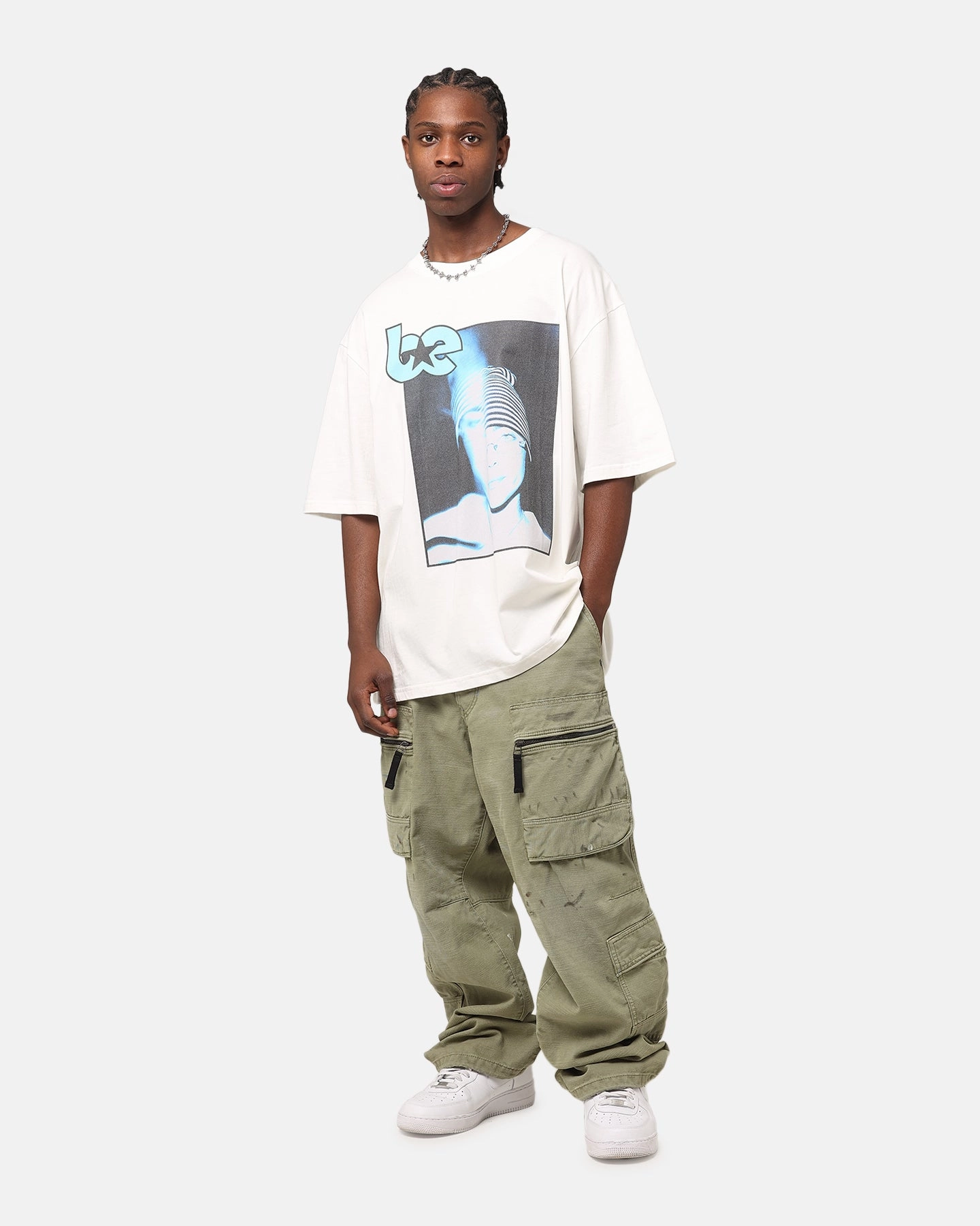 Bravado Billie Eilish Billie T-Shirt White Chic Cardigan Relaxed Fit Shirt