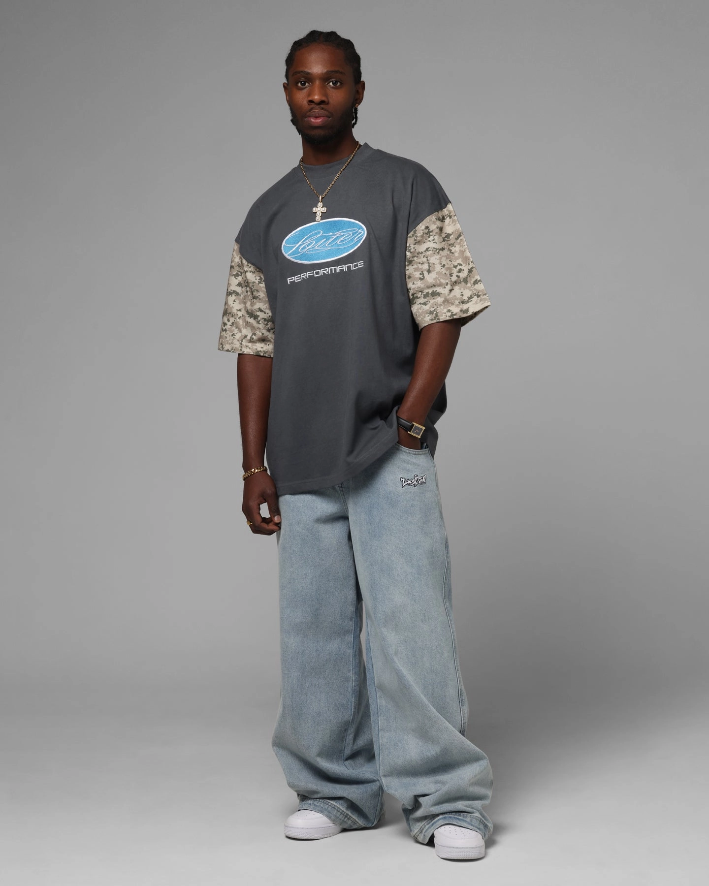 Active Look Elasticized Waistband Loiter Rodeo T-Shirt Black/Camo