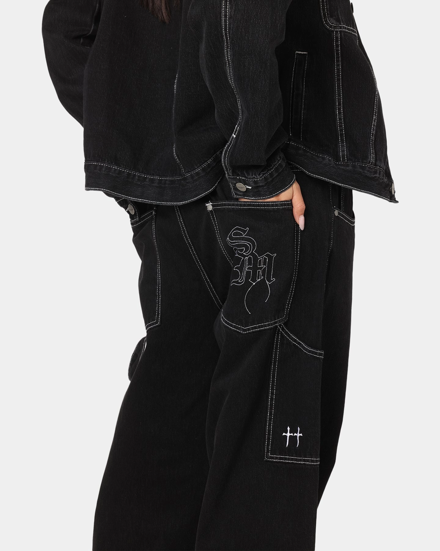 Work Essential Saint Morta Amplus Fray Carpenter Jeans Contrast Black