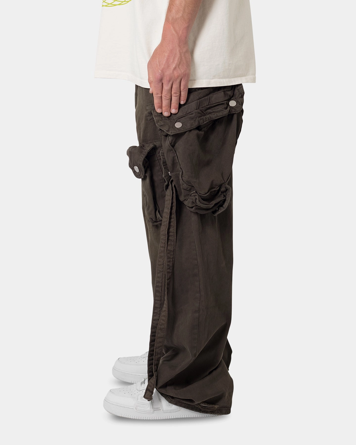 MNML Strapped Multi Cargo Pants Brown Base Layer Fashionable Look