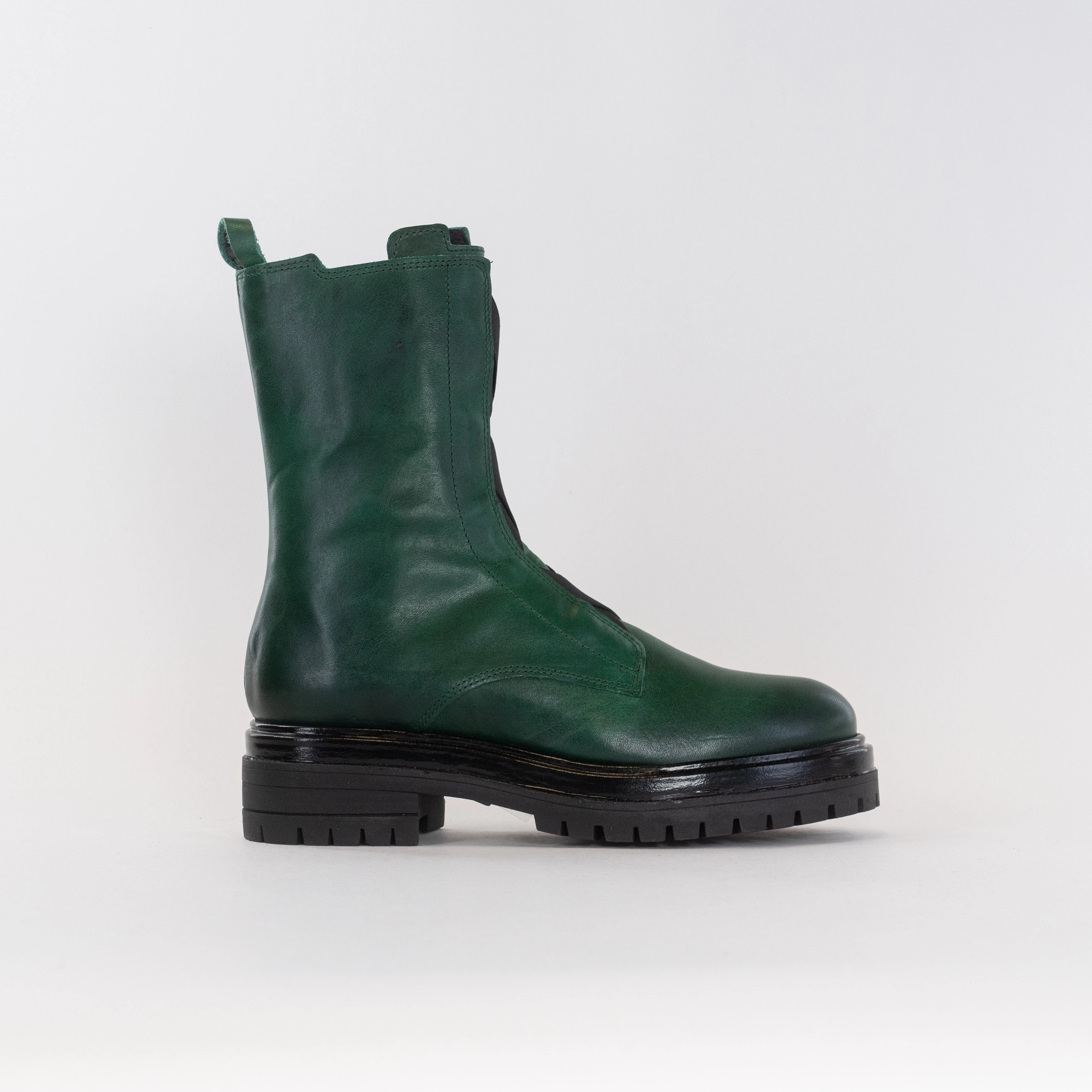 Laureven Quest (Women's) - Green Ventilation Perforations