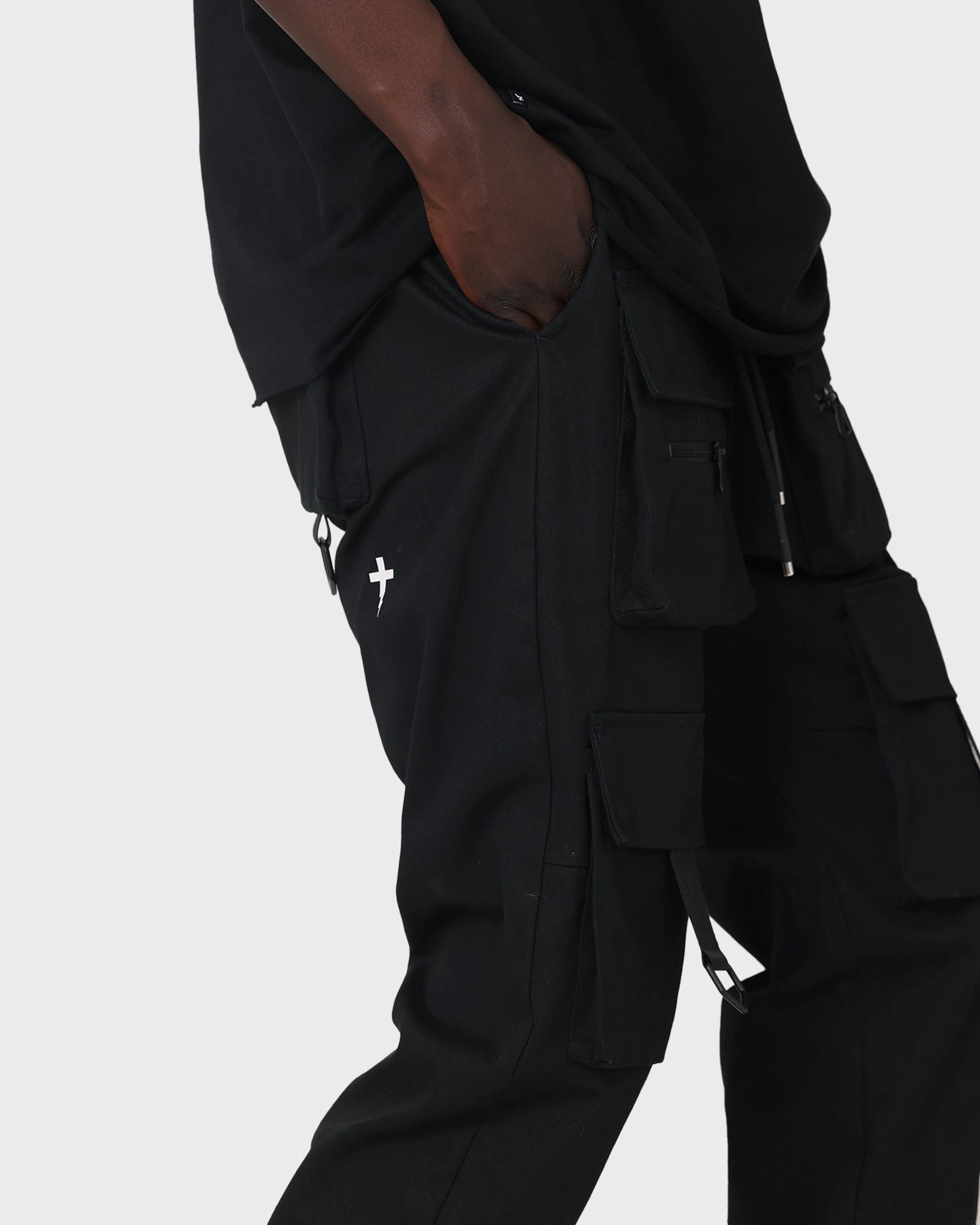 Body Aligned Laser Cut Edges The Anti Order Jogger X Black/Black