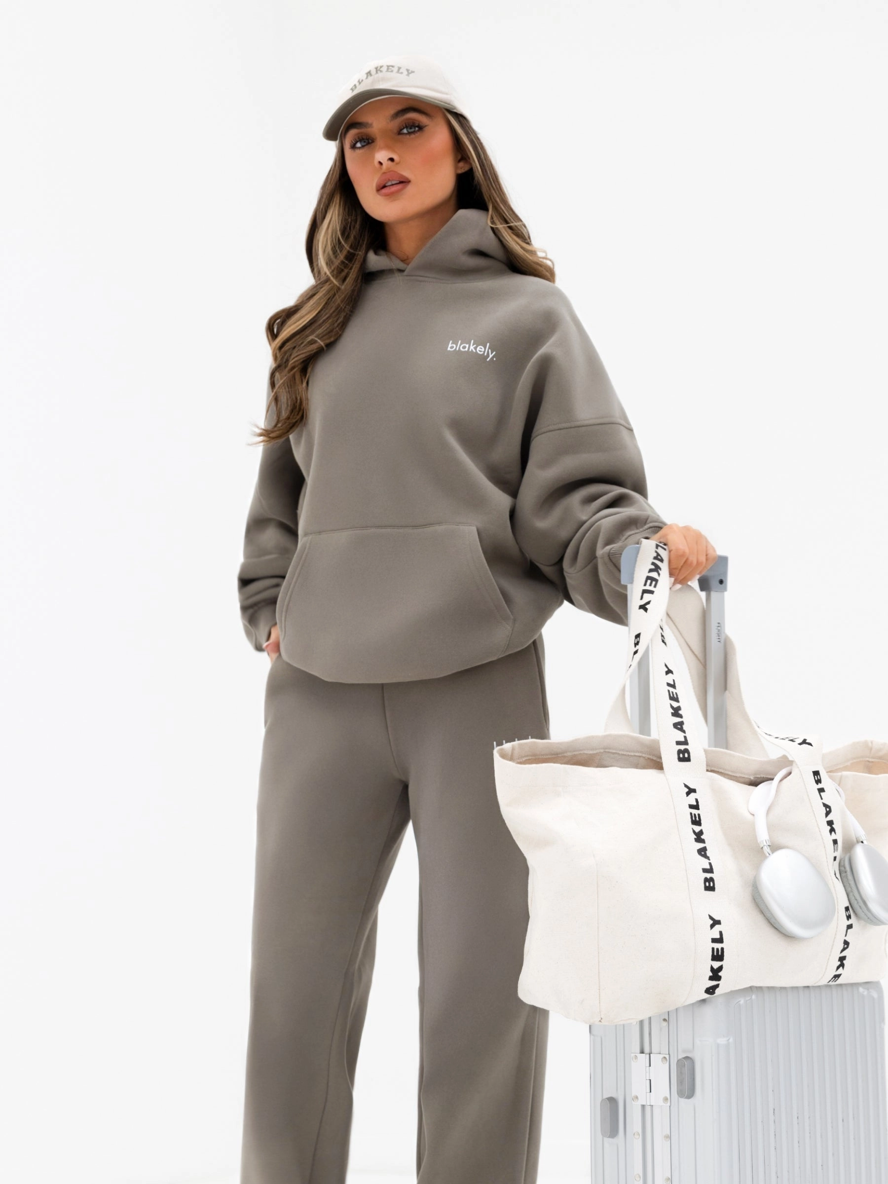 Lexi Wide Leg Sweatpants - Safari Green Slim Comfort