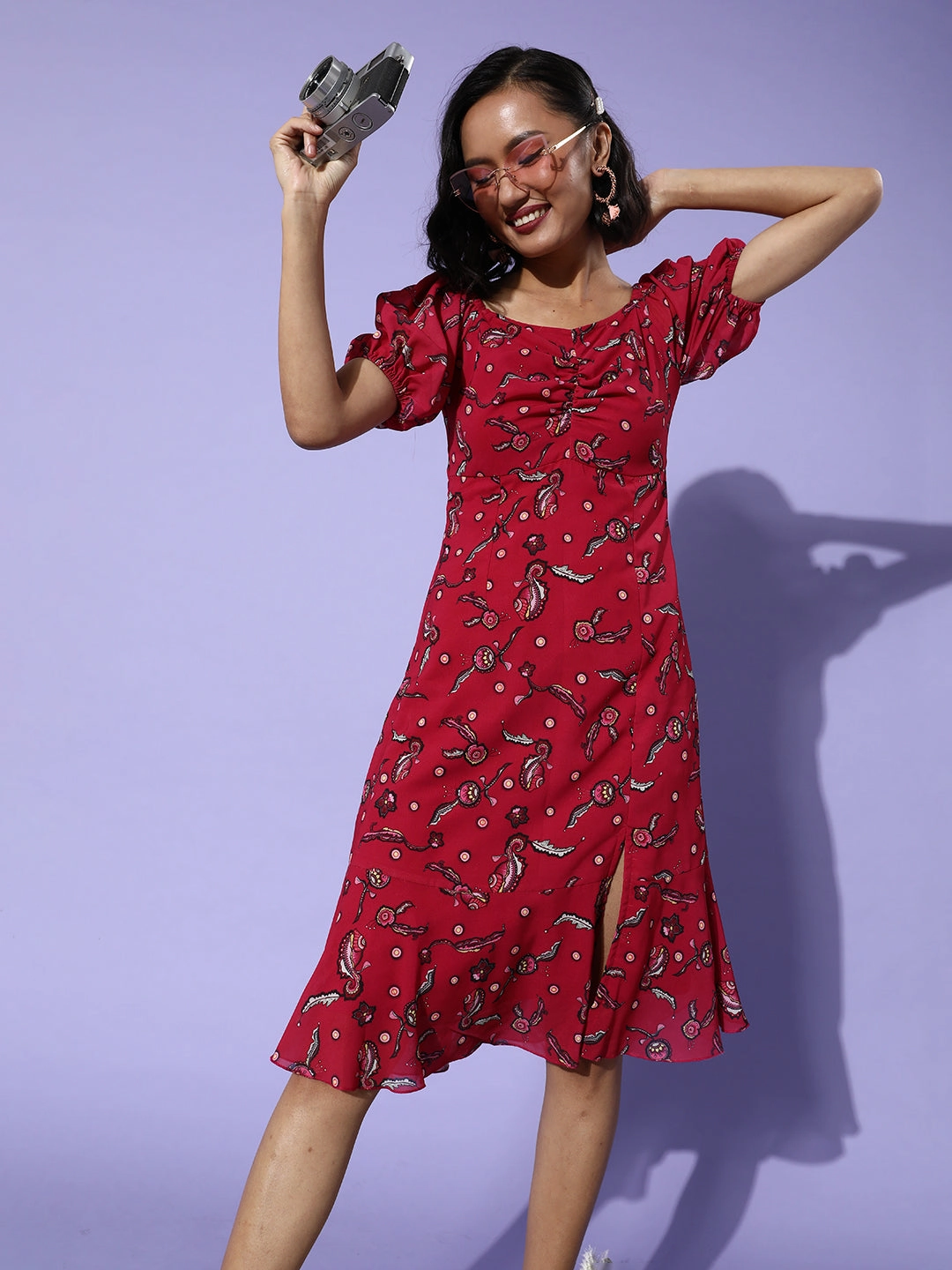 Women's Multicolored-Base-Dark Pink Sweetheart Half Sleeve Floral Fit & Flare Midi Dress Balanced Fit Subtle pattern