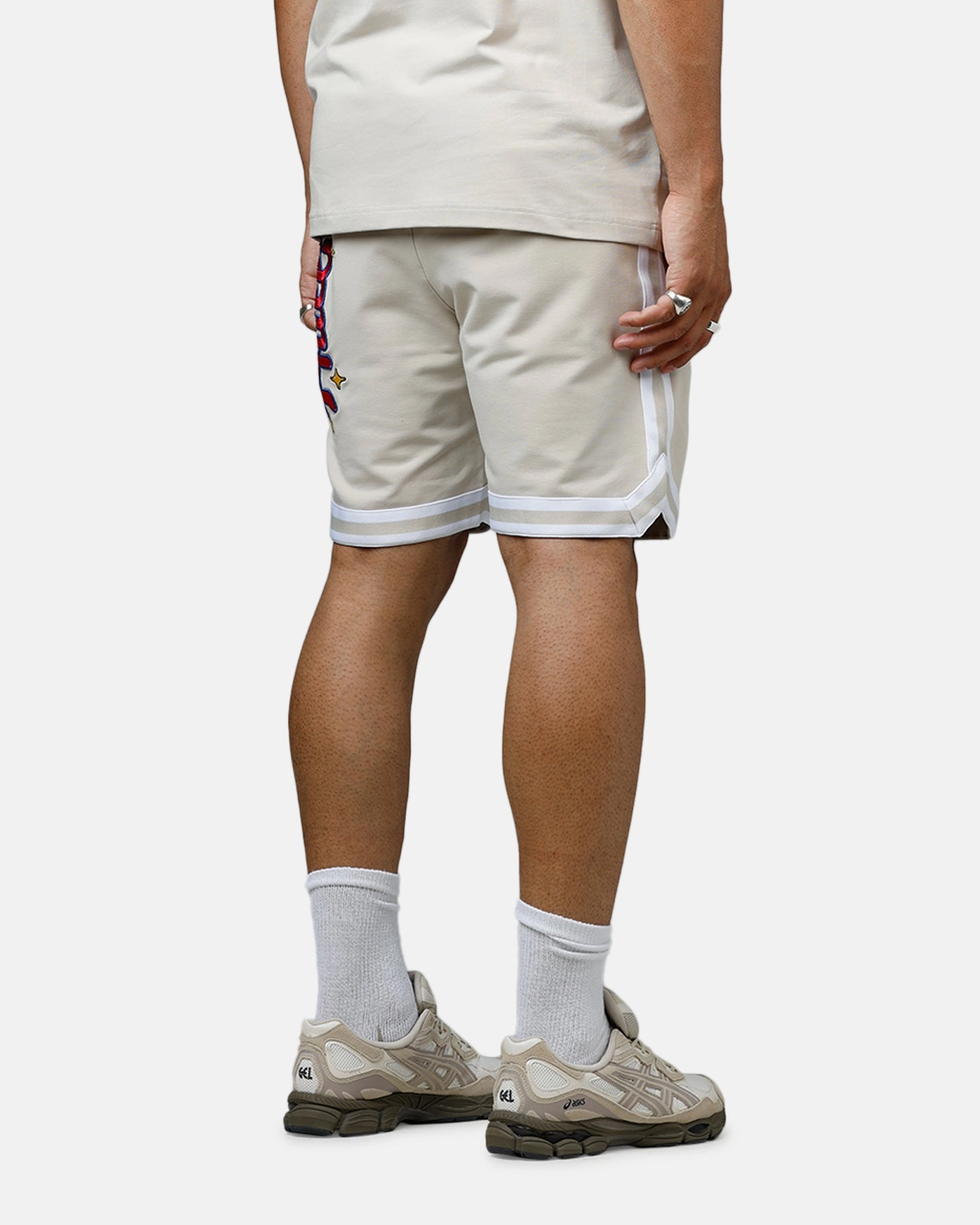 New Era Philadelphia Phillies 'Logo Select' Summer Shorts Stone Long Use Neutral Look