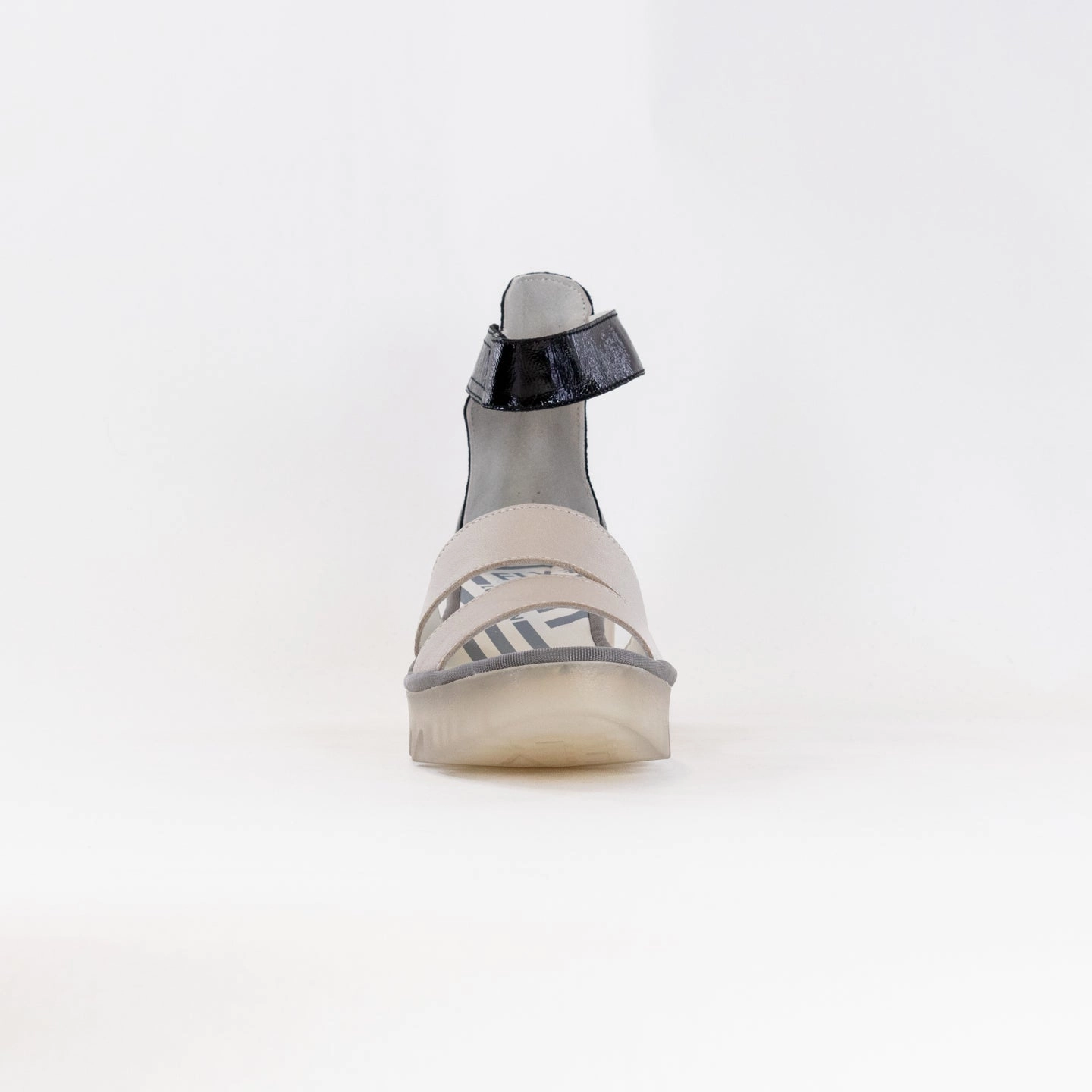 Comfortable Beach Shoes Easy Look Fly London BONO290FLY (Women's) - Cloud/Black