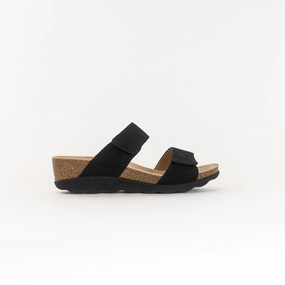 Dansko Maddy (Women's) - Black adjustable shoes