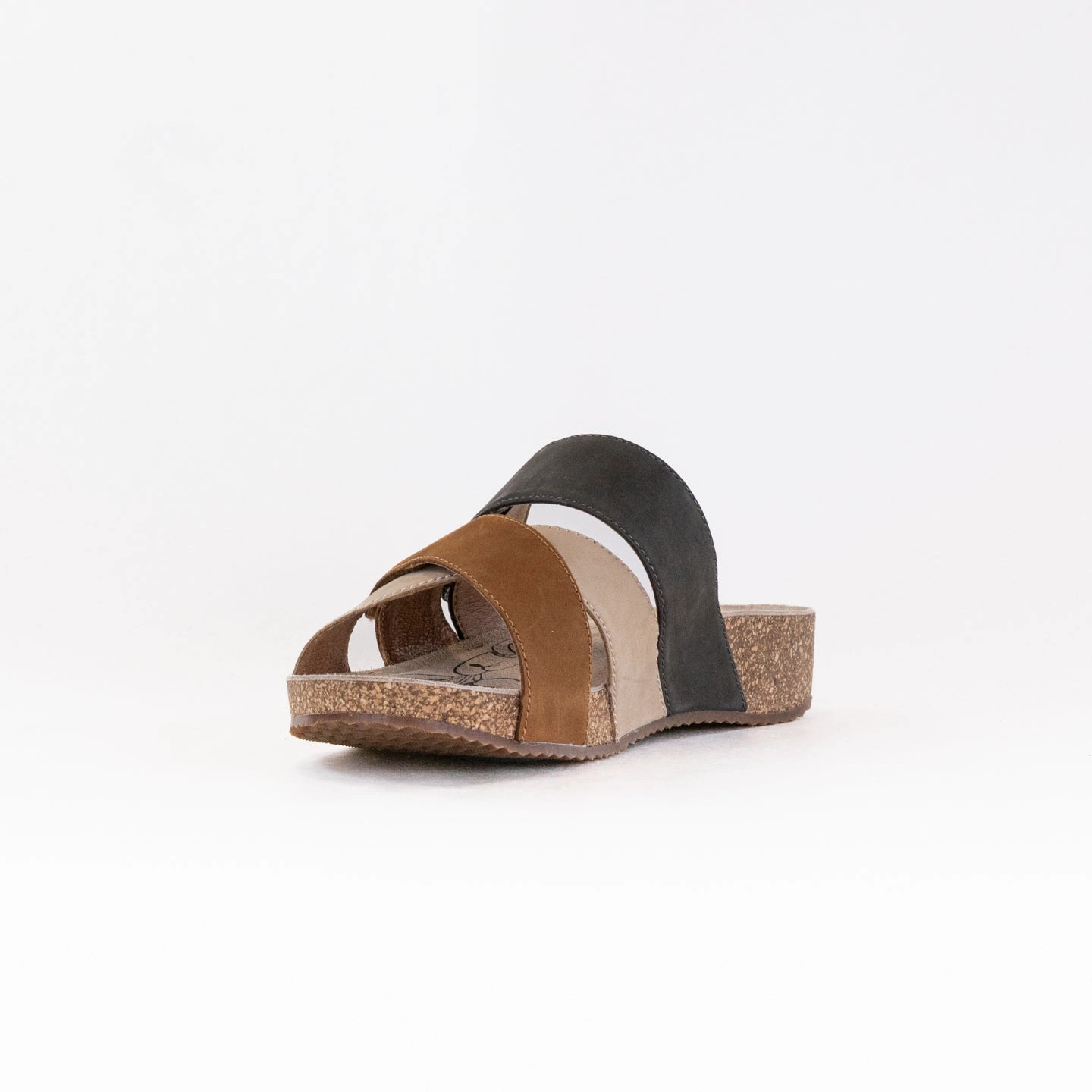 Josef Seibel Tonga 84 (Women's) - Beige Sole Traction