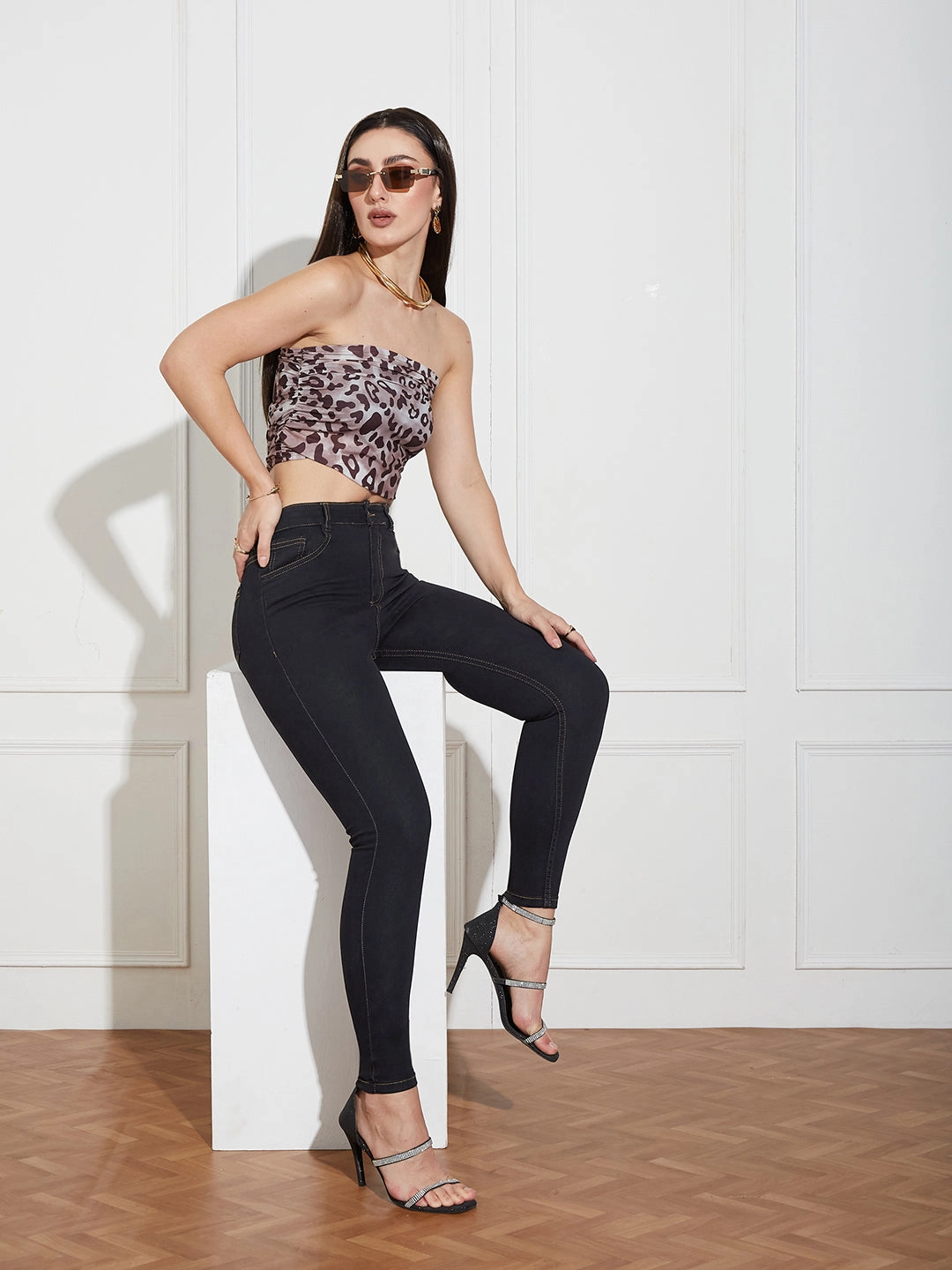Holiday Vibes Work Ready CHASEstretch? Women's Black Skinny High Rise Clean Look Cropped Denim Jeans