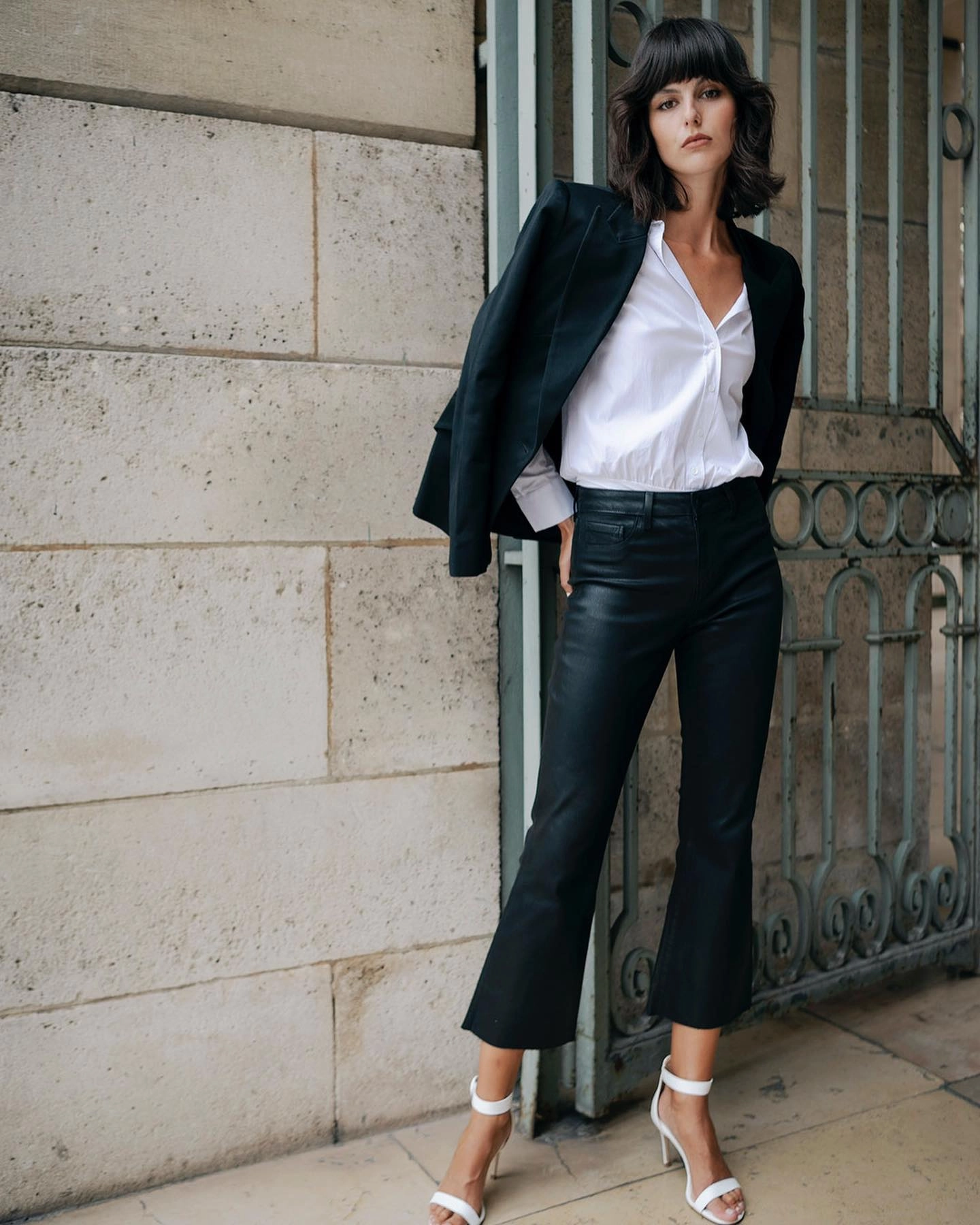 L'AGENCE Kendra High Rise Cropped Coated Jeans In Noir Coated Chill Vibe Outfit Formula