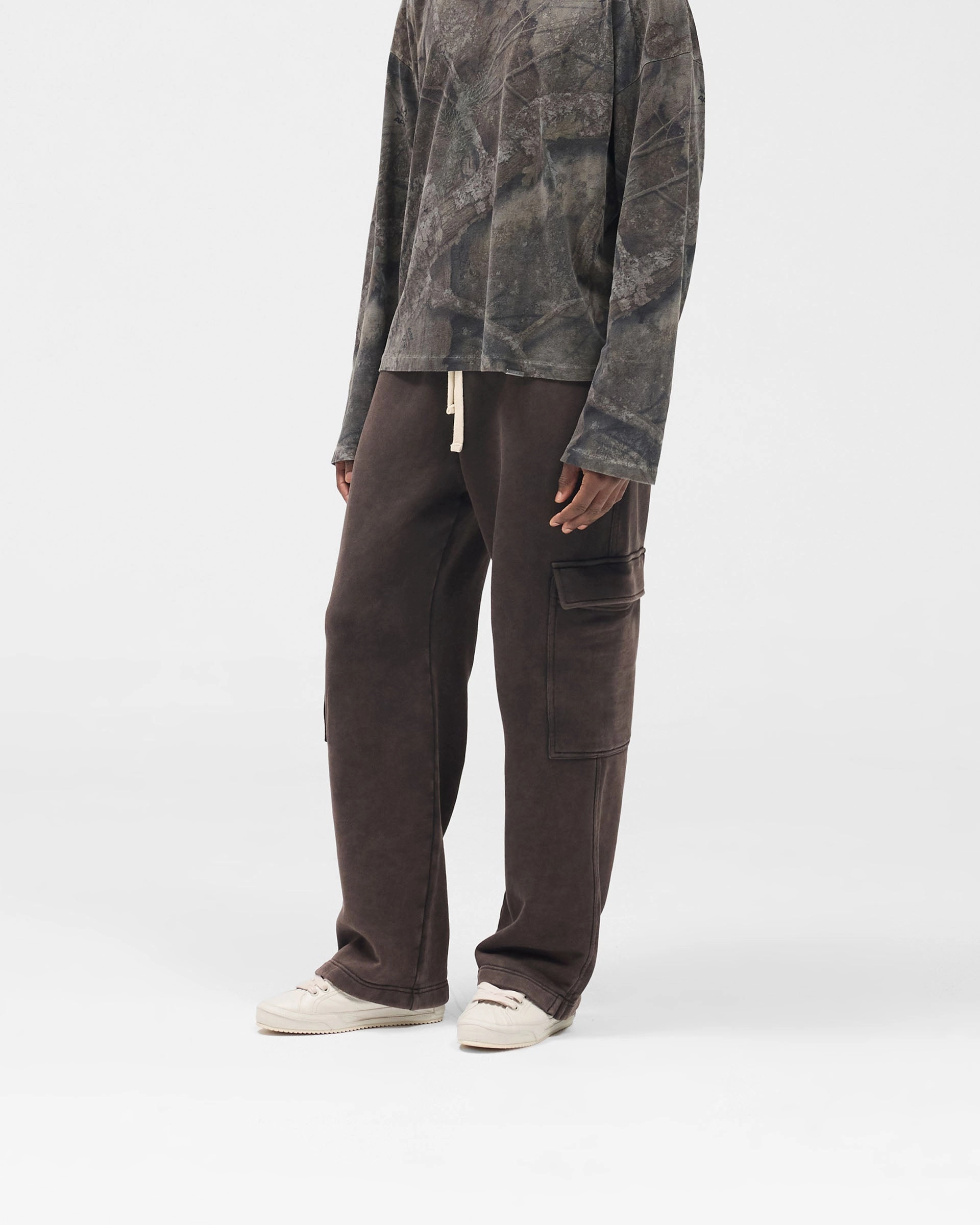 Initial Cargo Sweatpants - Coffee Light Reflective Details Anti Chafe Lining