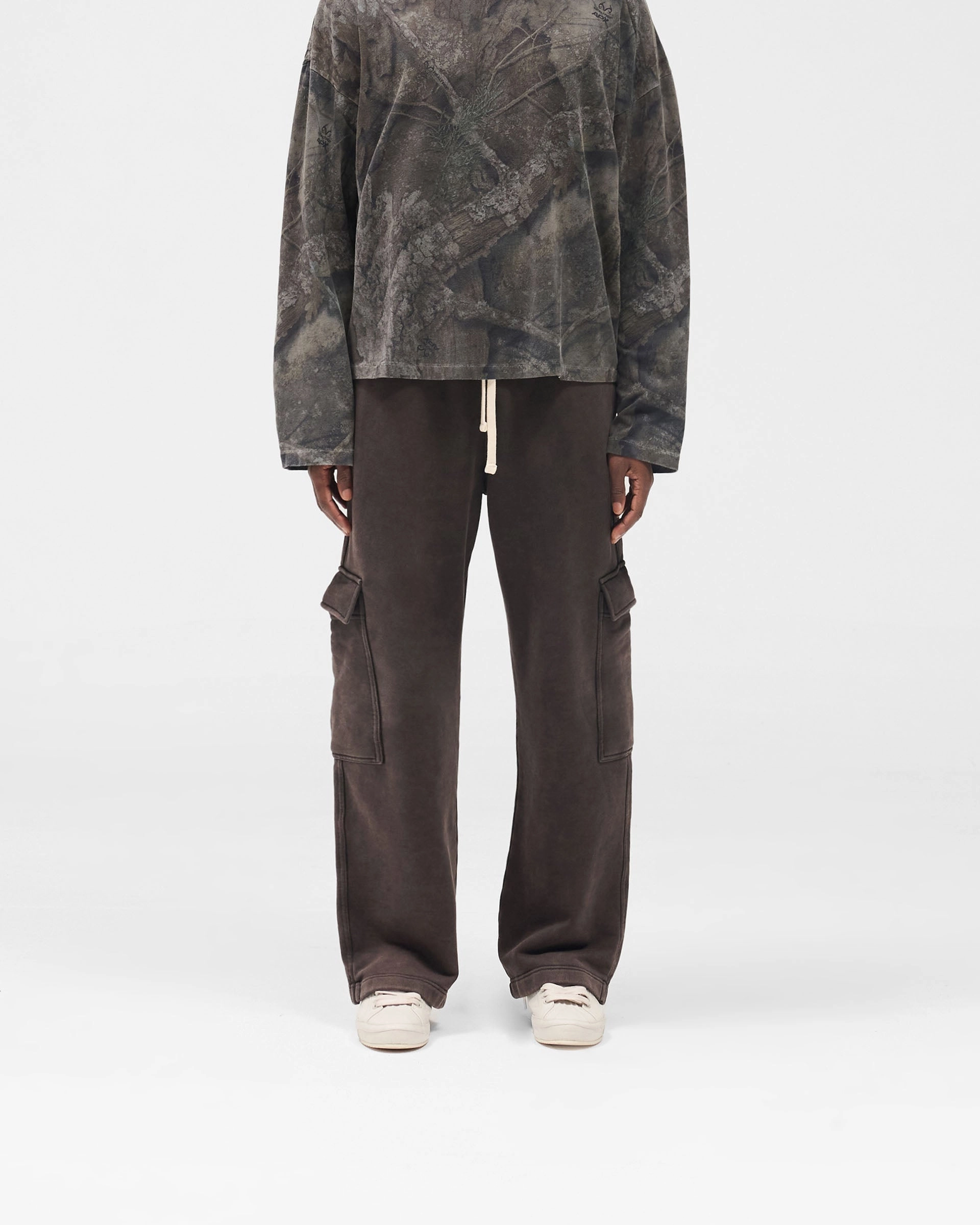 Sporty Look Versatile Comfort Initial Cargo Sweatpants - Coffee