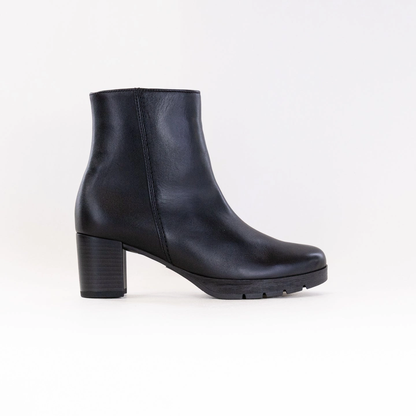 Gabor 52.071.57 Boot (Women's) - Black Leather Urban Style