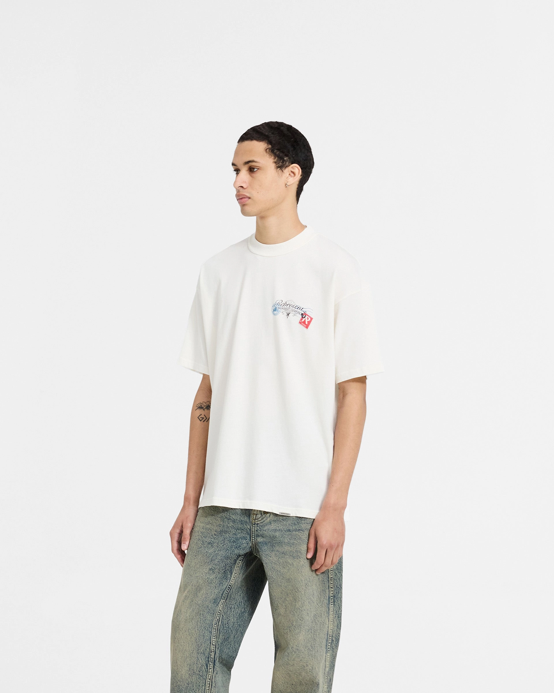 Daily Fashion Girls Of Summer T-Shirt - Flat White