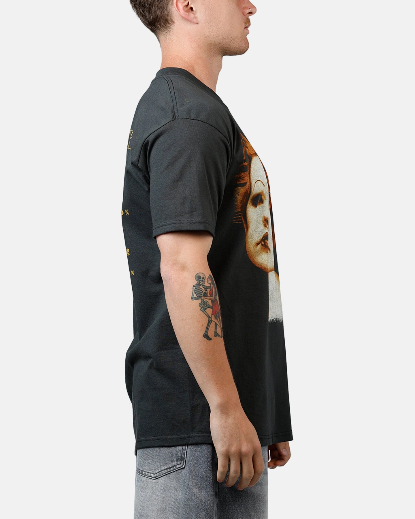 Durable Reinforced Hem Global Merchandising Godsmack Vintage T-Shirt Black