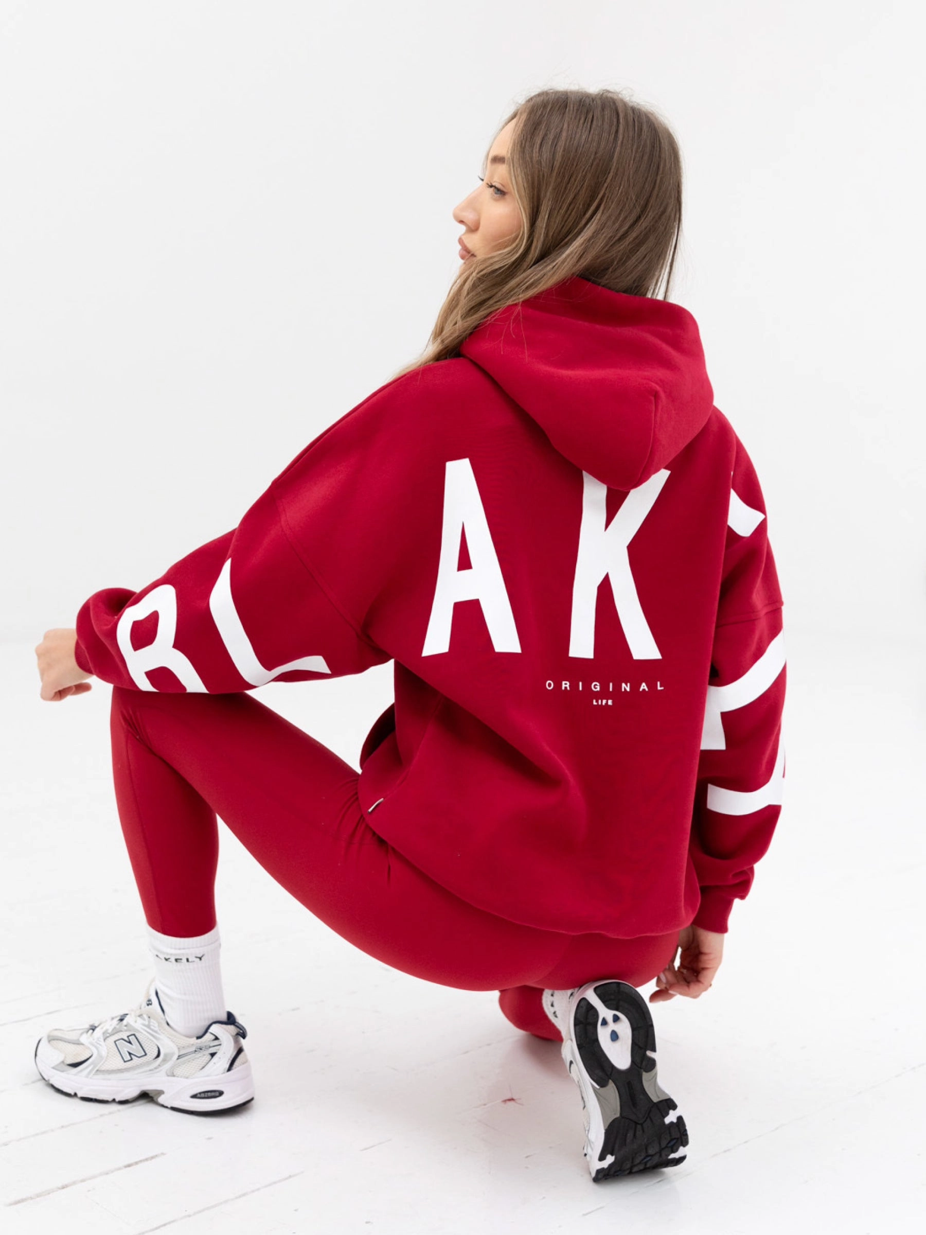 Isabel Oversized Hoodie - Cherry Red Cozy Inner Layer Vintage Appeal