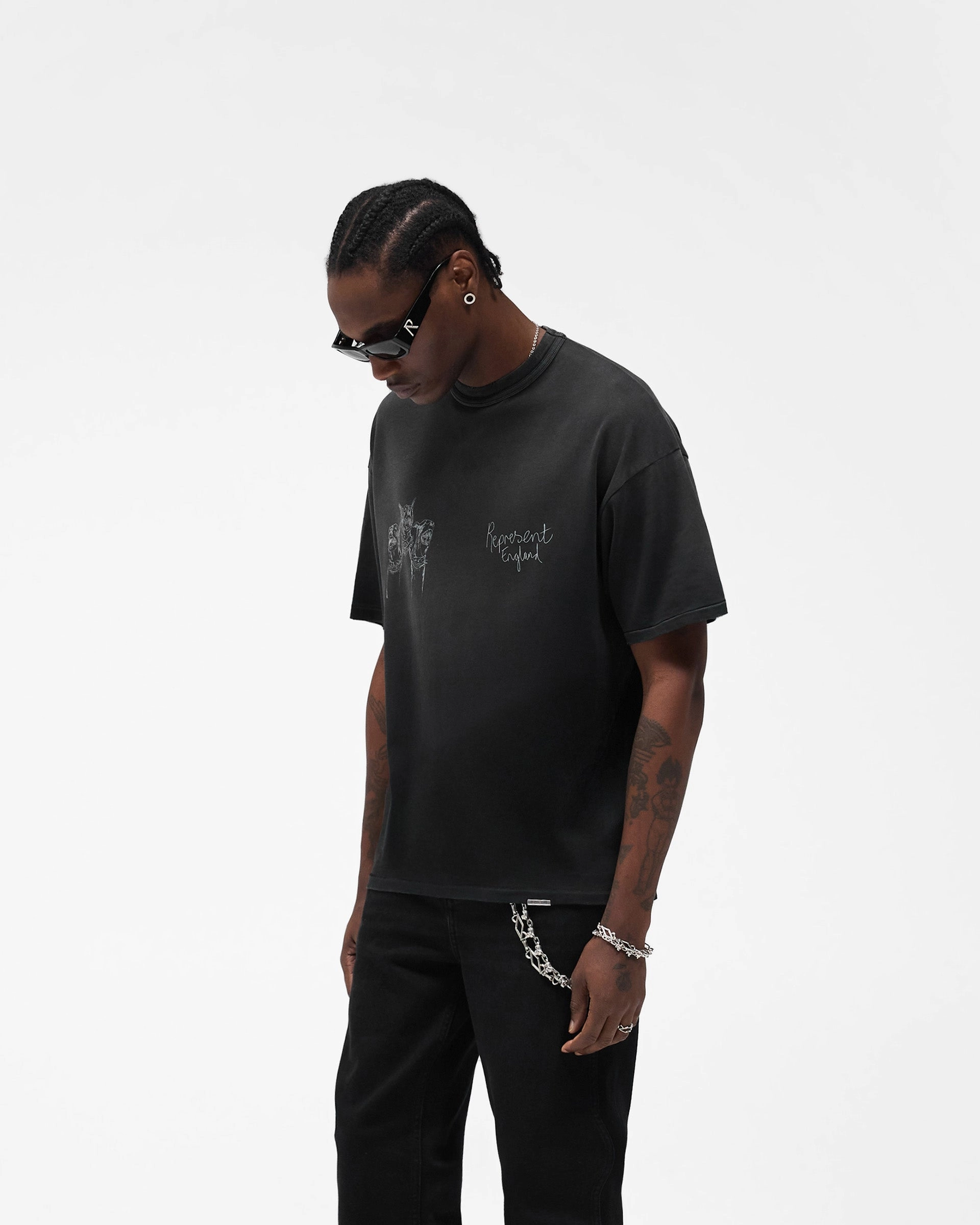 Hand Drawn Thoroughbred T-Shirt - Aged Black sports activity Smart Layer