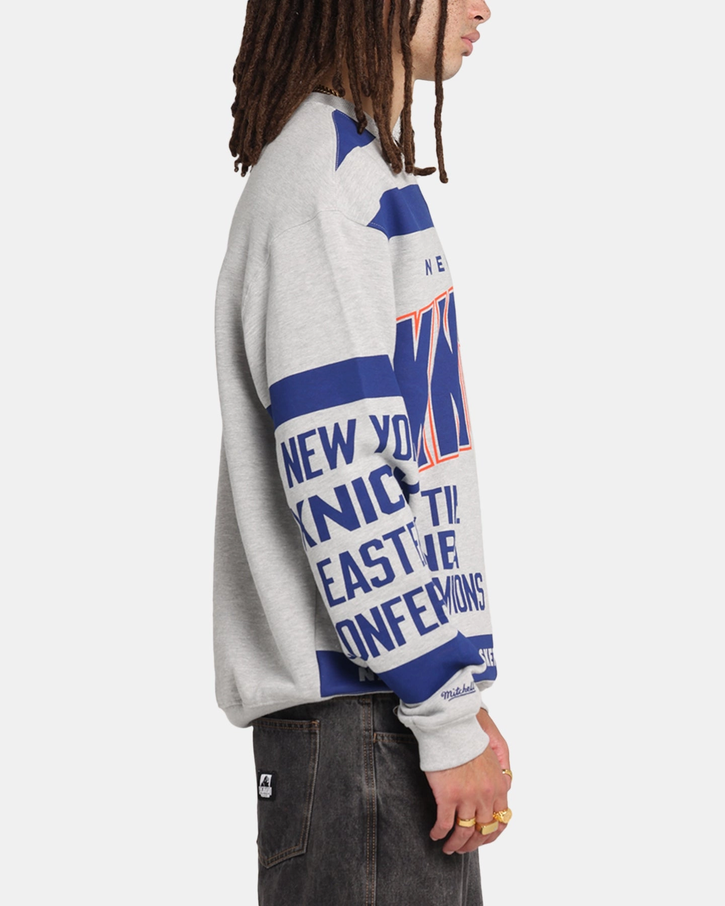 Mitchell & Ness New York Knicks Letterform Crewneck Grey Marle/Official Team Color BondedHemline