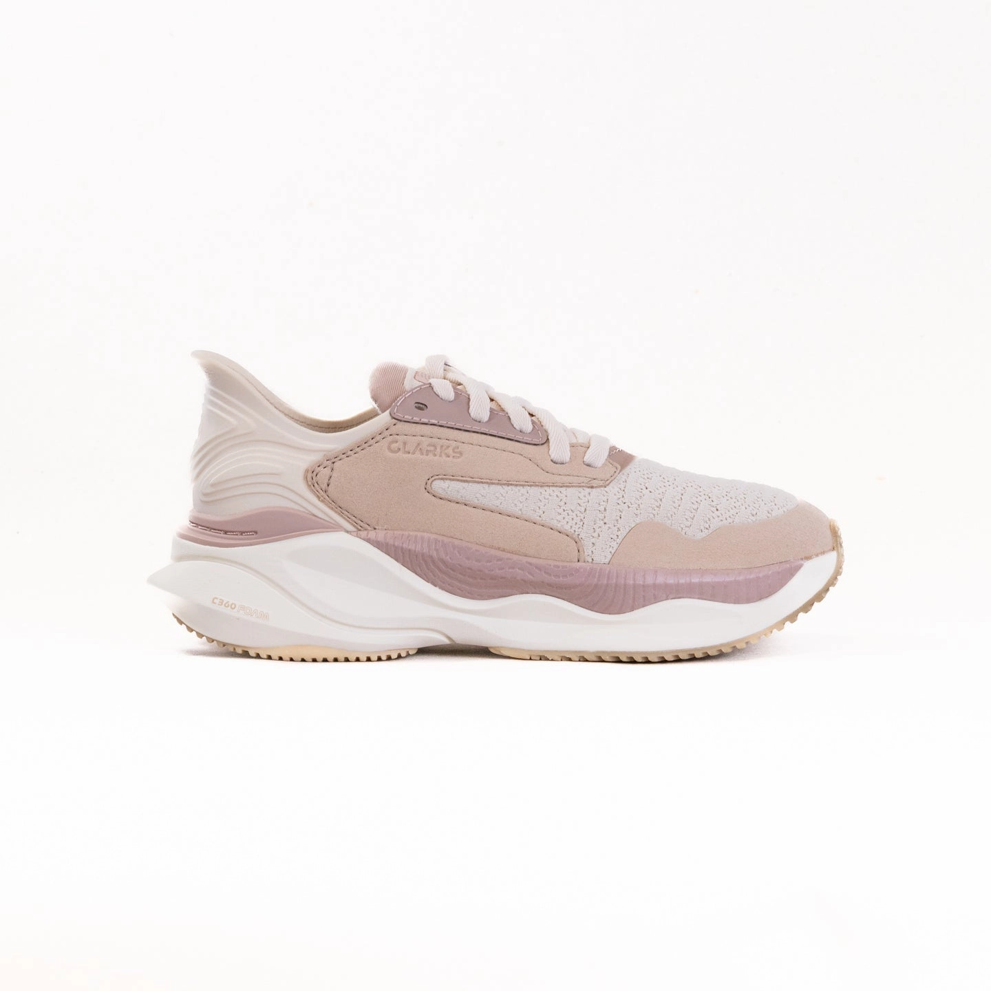 Clarks Pace (Women's) - Sand Combi Amateur activity