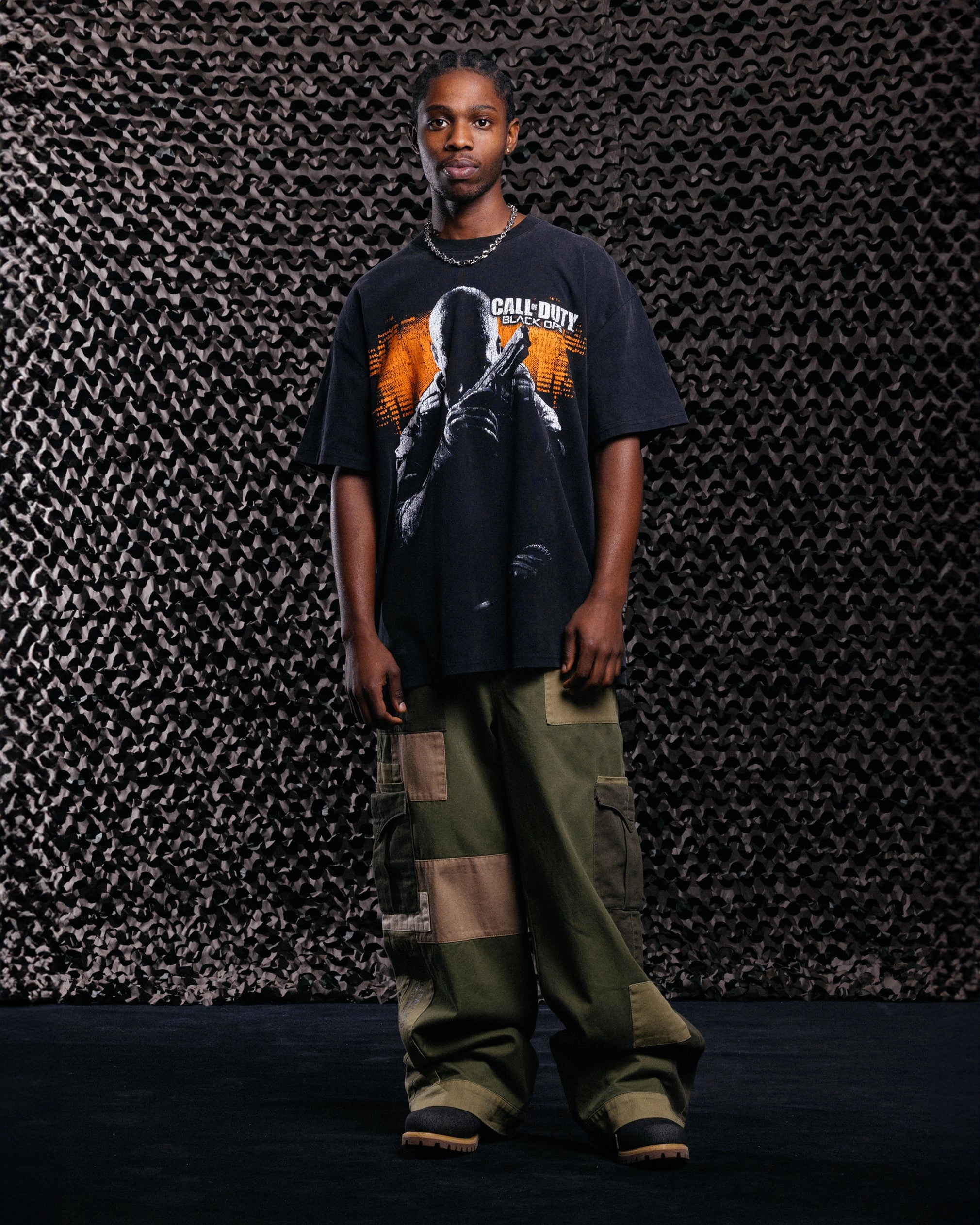 Goat Crew X Call Of Duty Black Ops 2 Vintage T-Shirt Black Acidwash Textured Weave Layered Hem Reinforcement