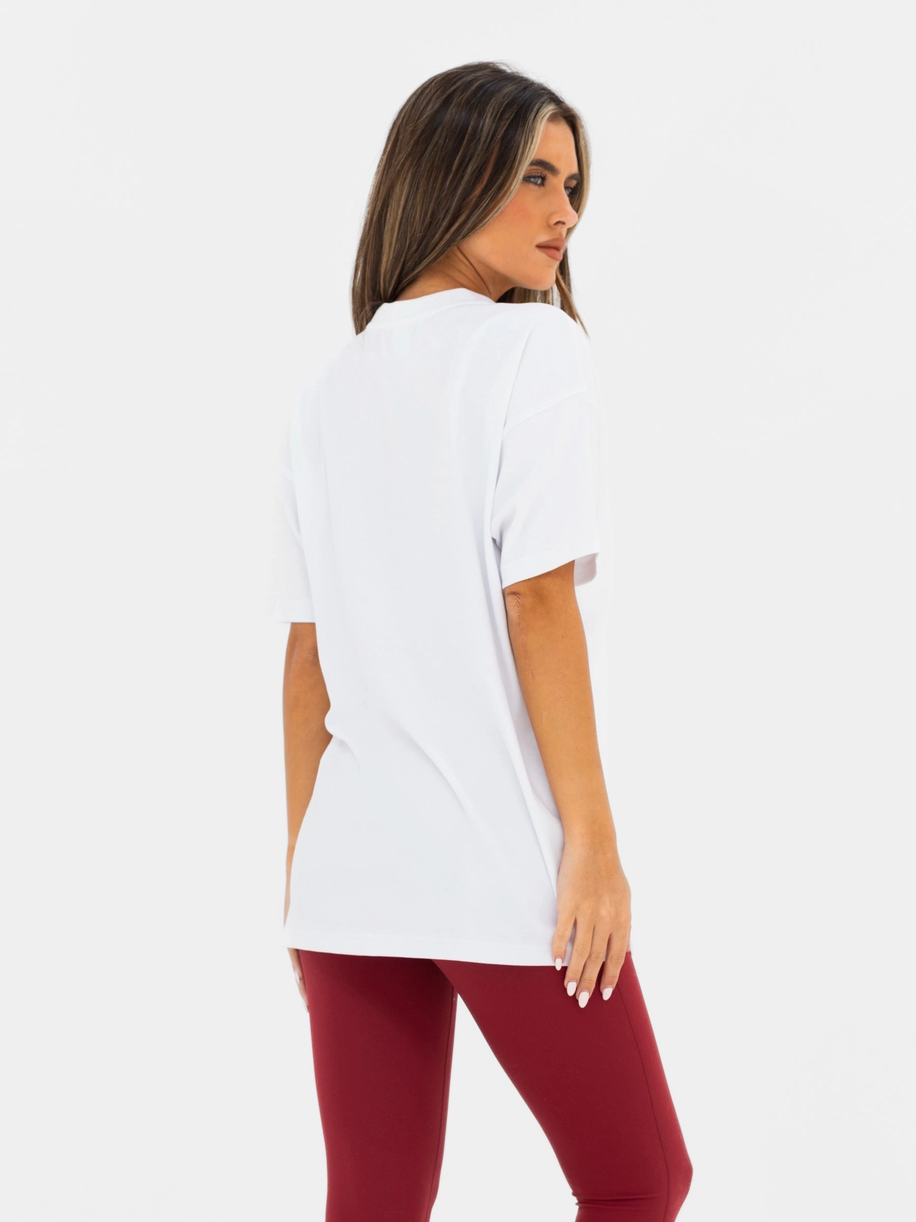 Elegant Oversized Fit Isla Oversized T-Shirt - White & Classic Red