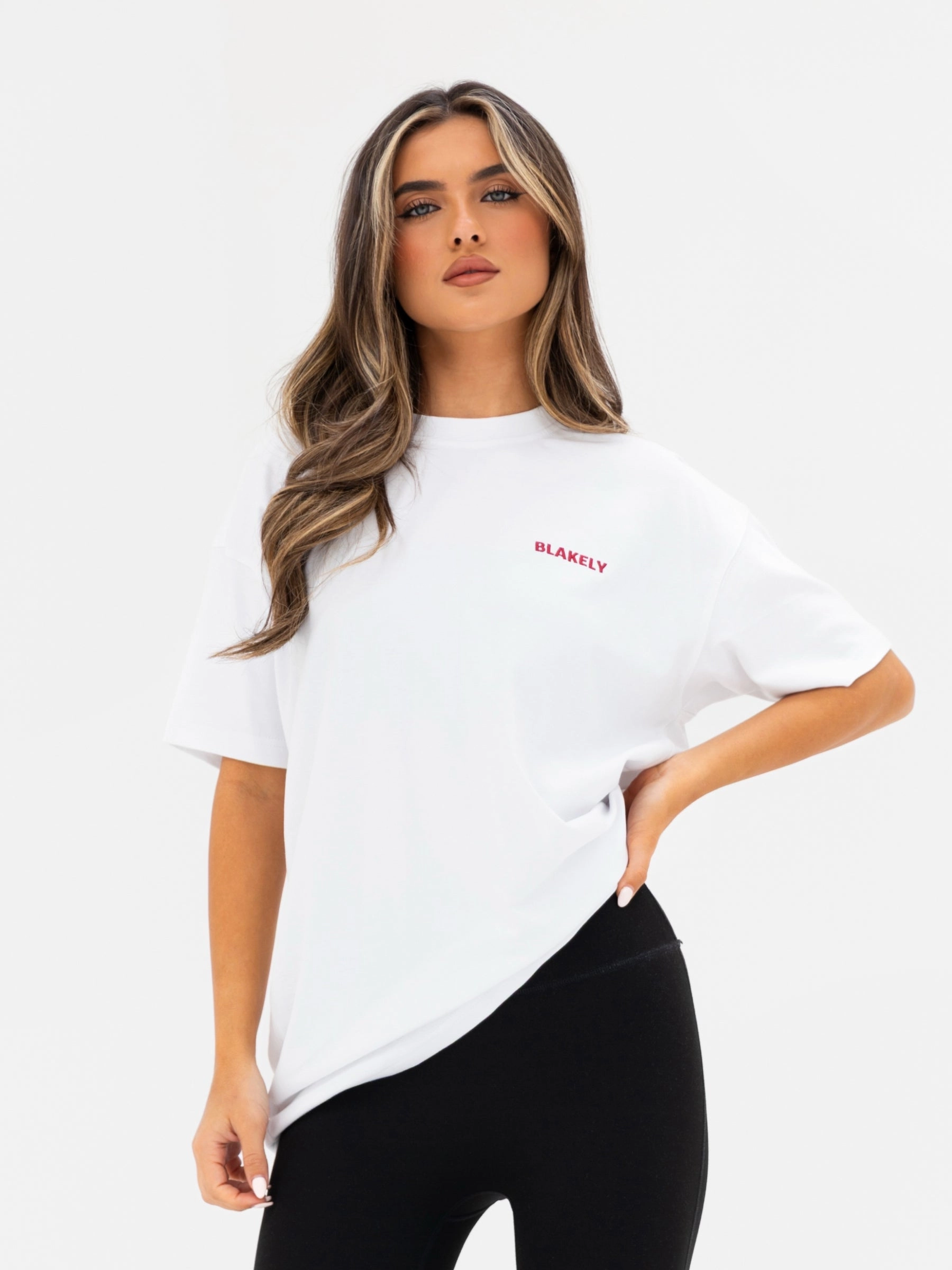 Cozy Comfort Look Isla Oversized T-Shirt - White & Classic Red