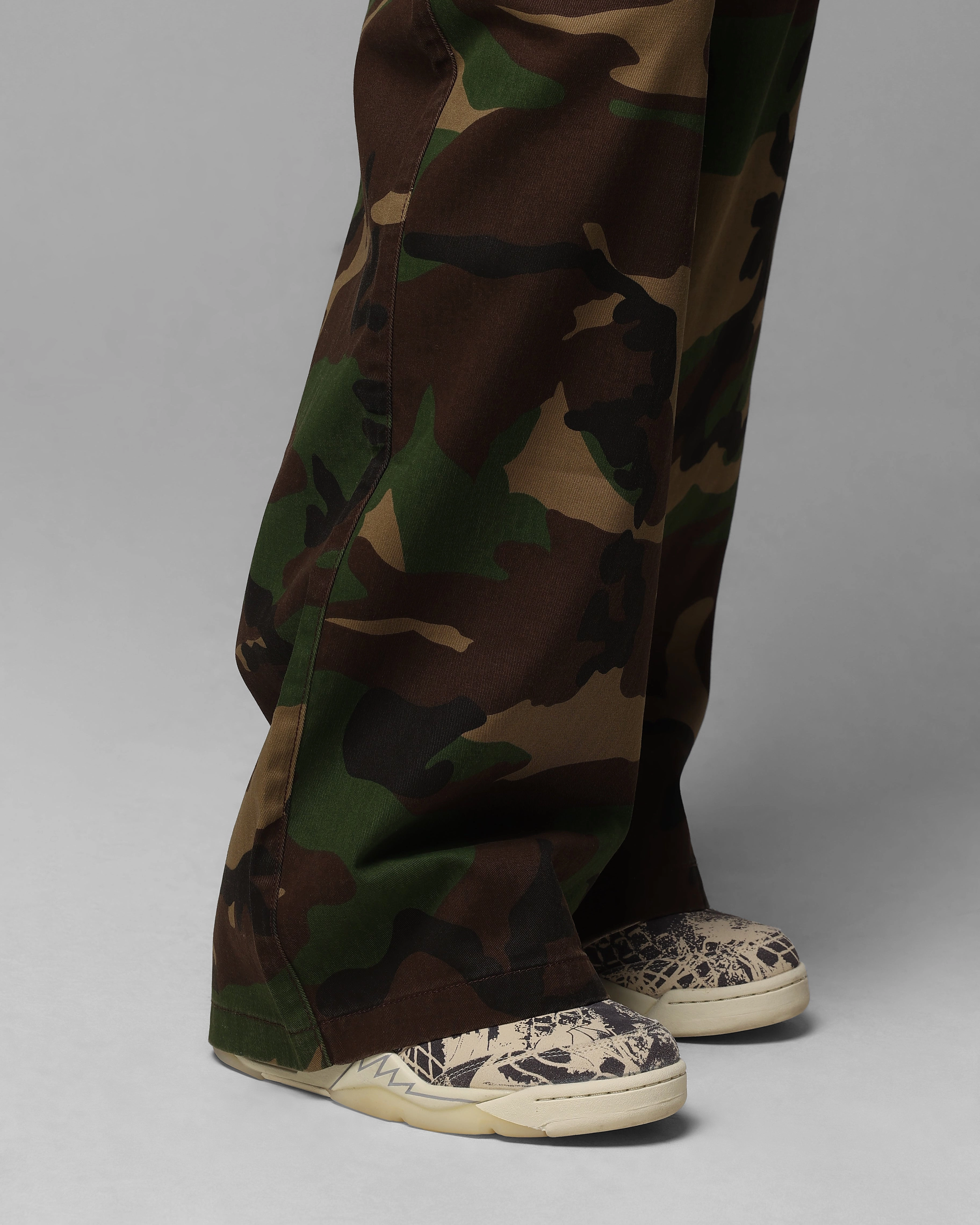 Loiter Collateral Baggy Jeans Woodland Camo Hygienic Coating