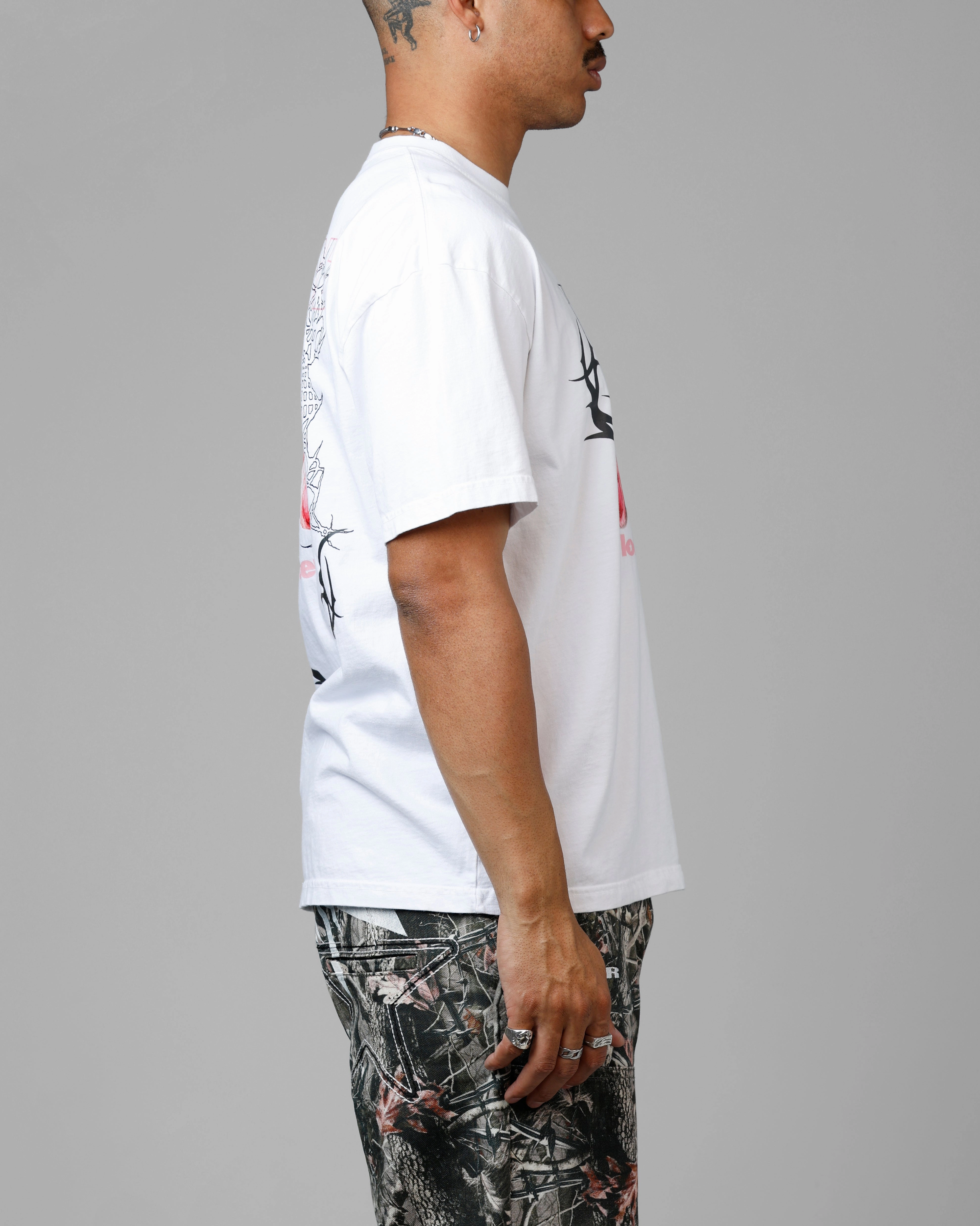 Antimicrobial Finish WindproofBarrierTechnology Loiter Care Vintage T-Shirt White