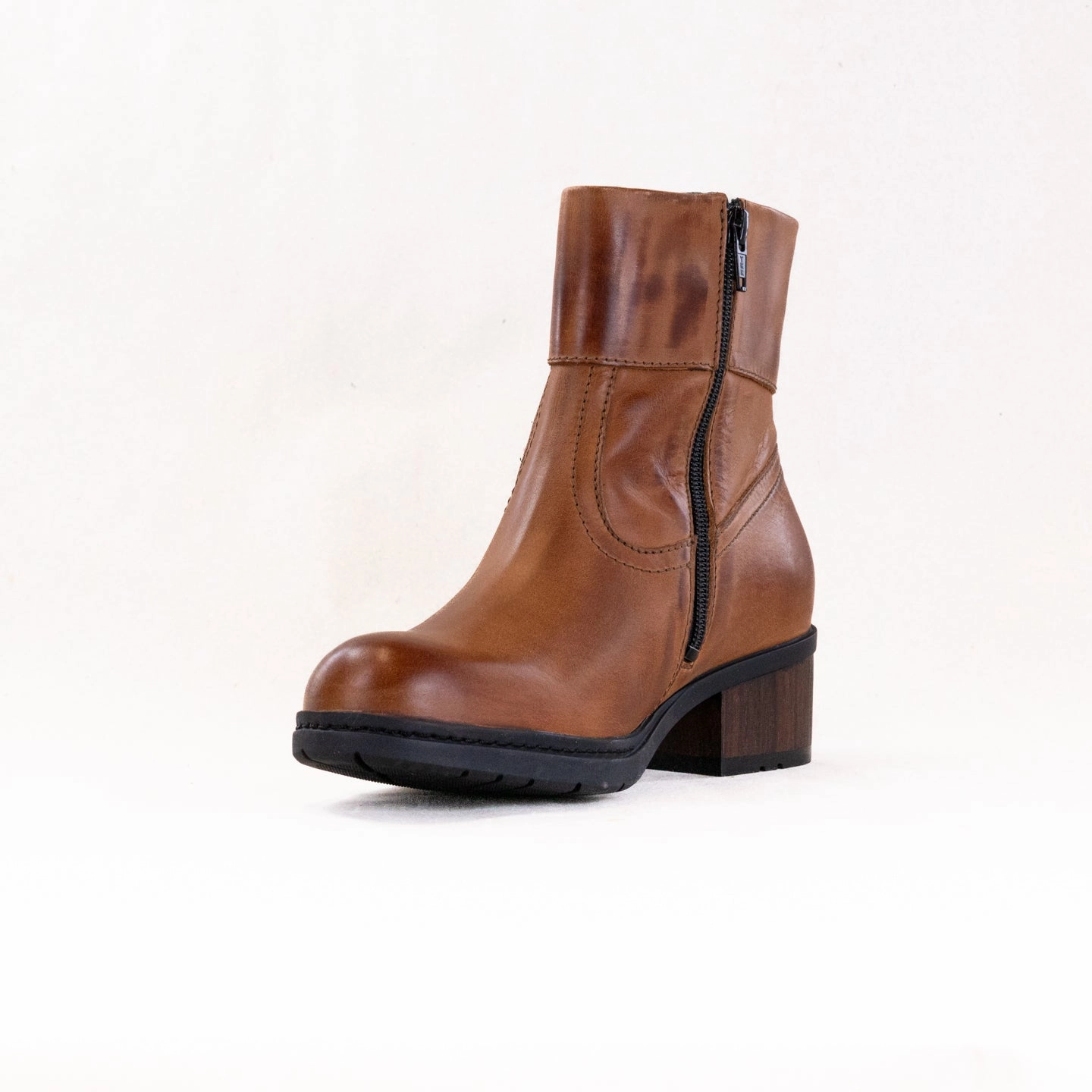 Easy Layer Wolky Fairview (Women's) - Cognac Comfy Wax