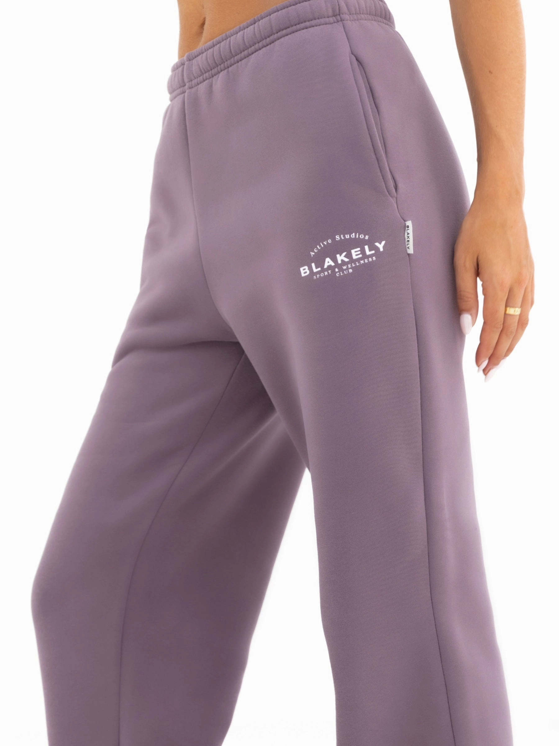 Flexible shape MultiPocketDesign Active Studios Wide Leg Sweatpants - Grape