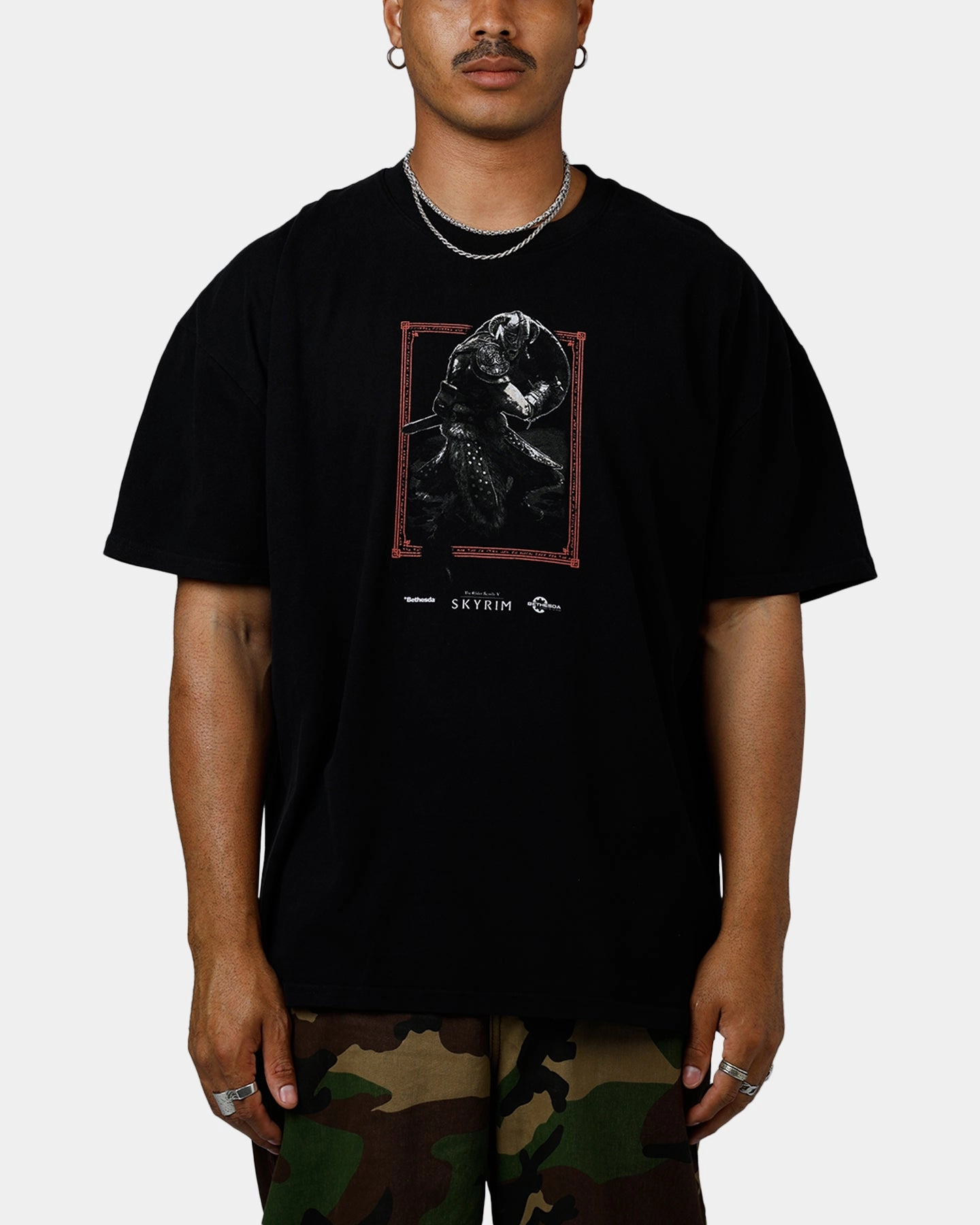 73 Studio X The Elder Scrolls V: Skyrim '11 Dragonborn Vintage T-Shirt Black Fade Resistant Treatment FlexibleKnit