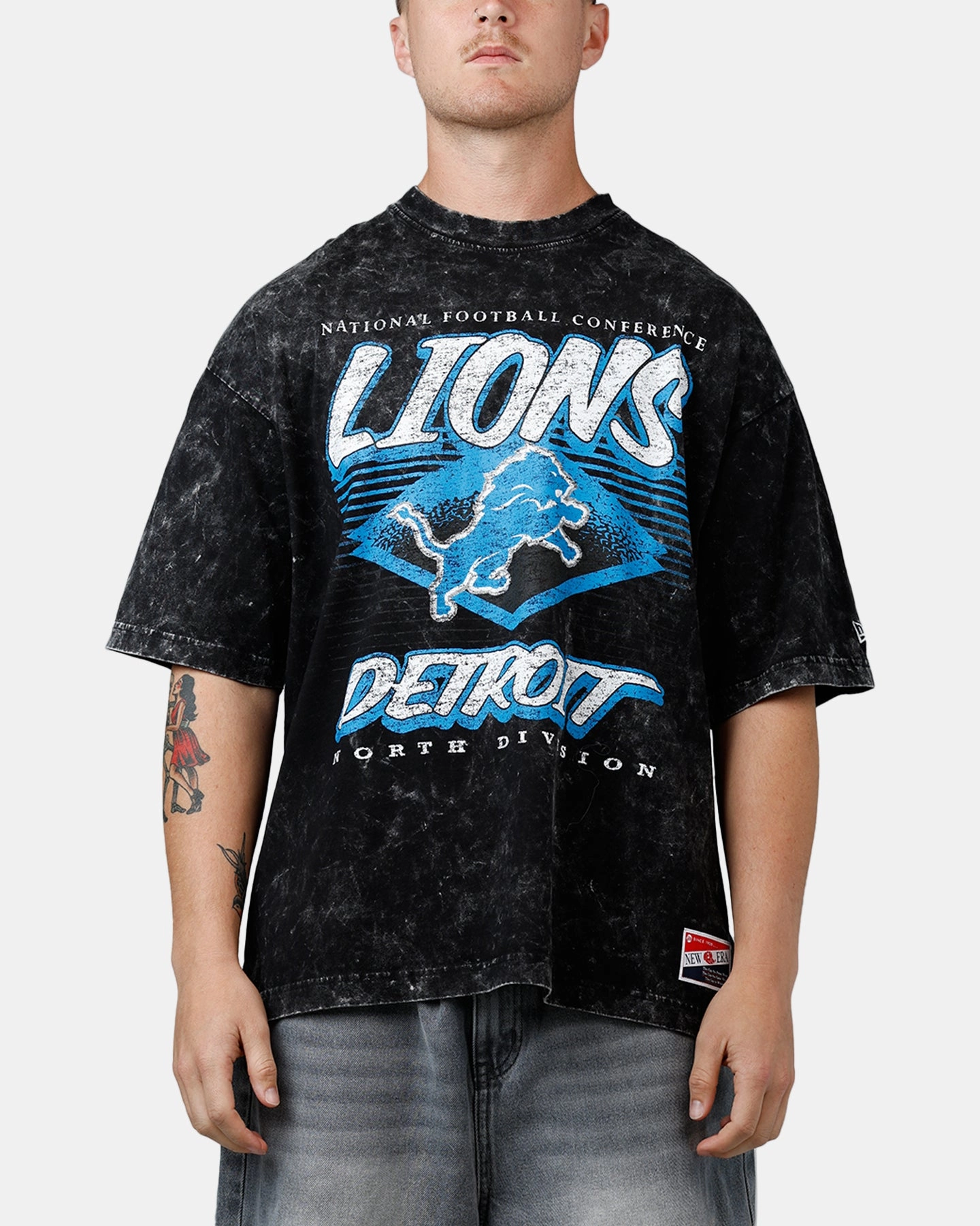 Everyday Comfort Fit New Era Detroit Lions Boxy Essentials T-Shirt Washed Black