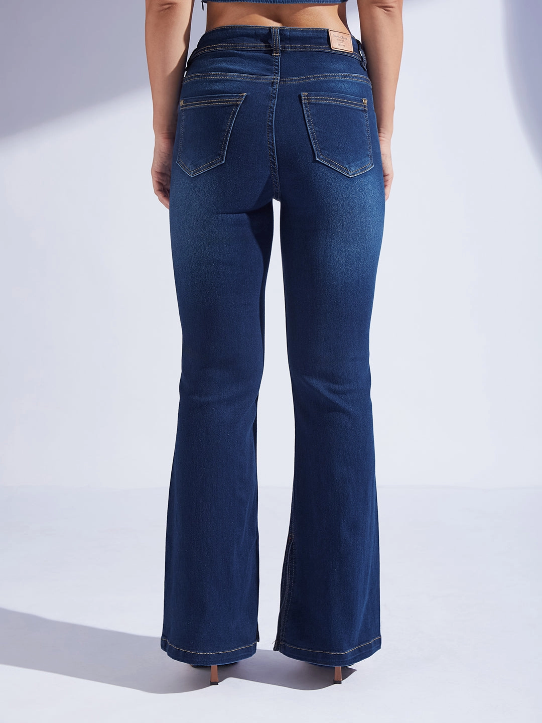 Women's Blue Bootcut Mid-Rise Denim Stretchable Jeans Yearlong Fit