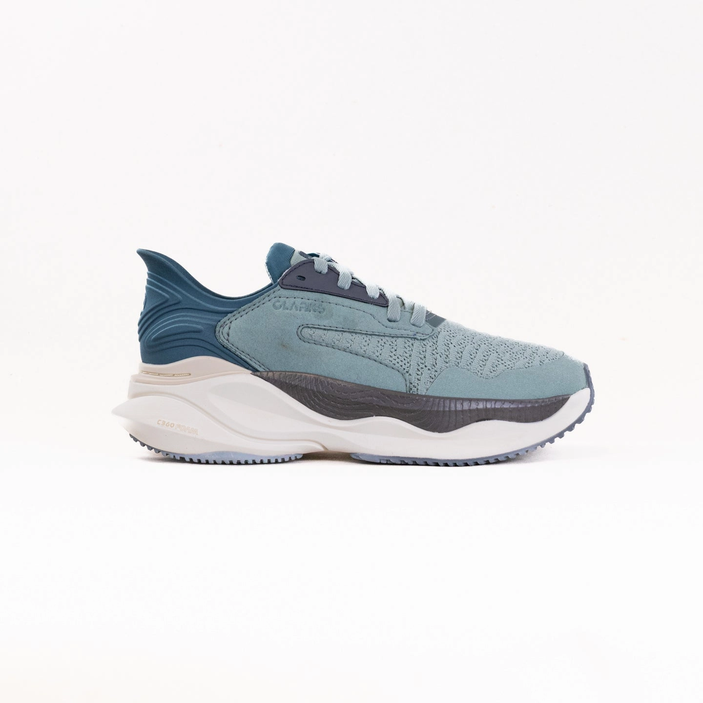 half - sizes Clarks Pace (Women's) - Aqua